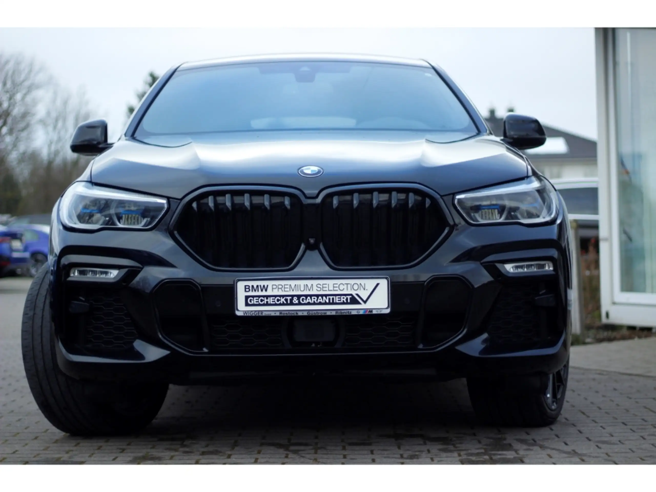 BMW - X6