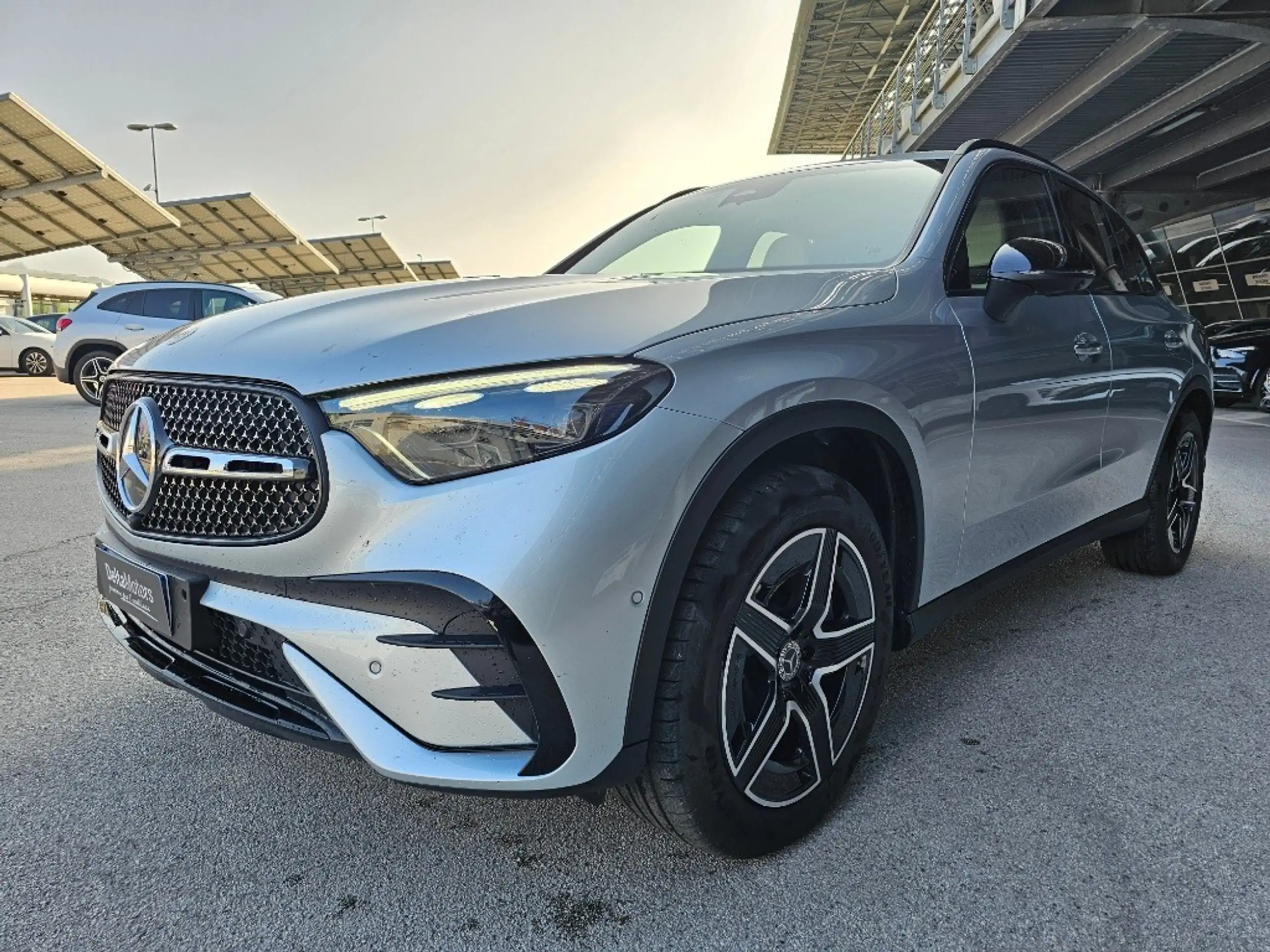 Mercedes-Benz - GLC 220