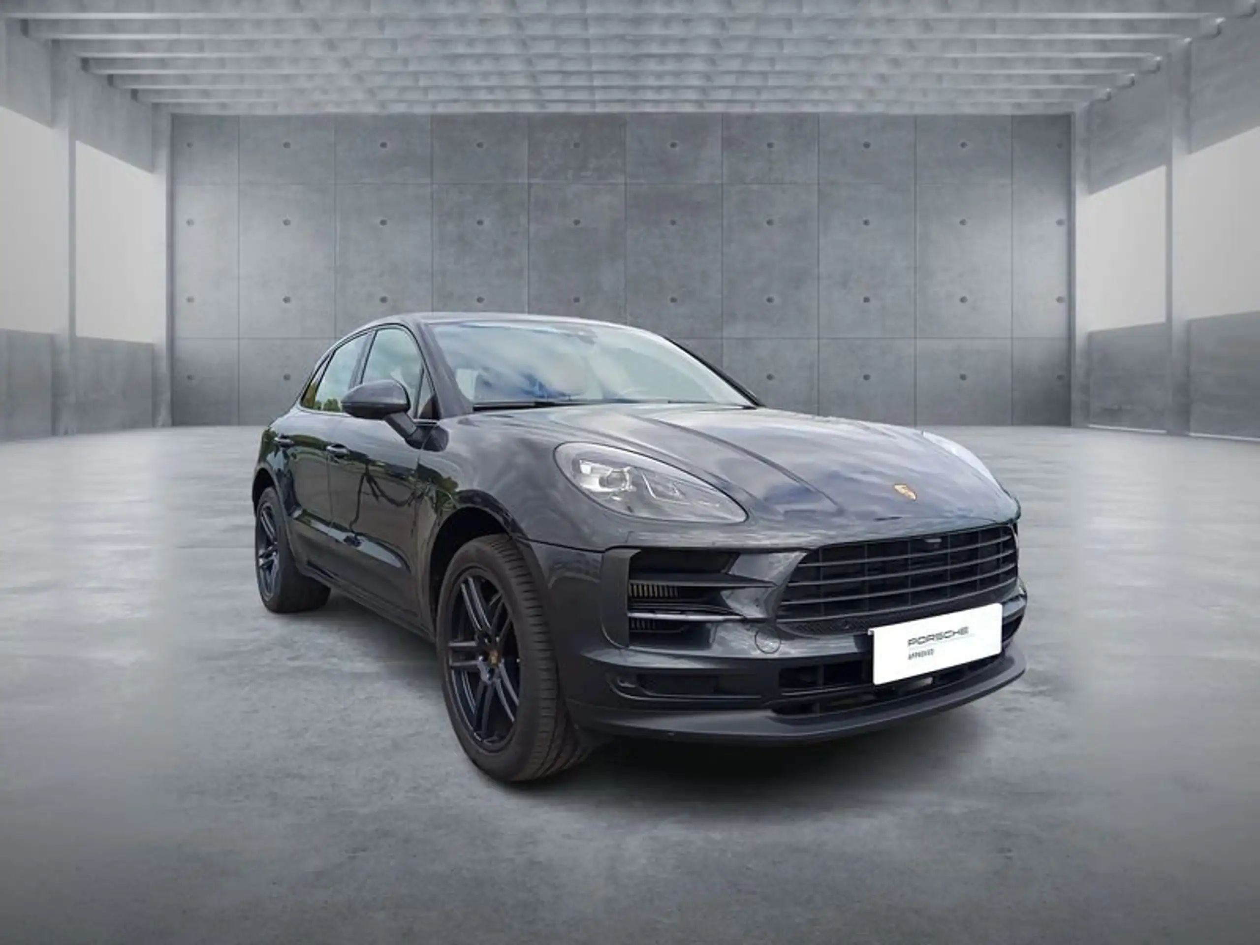 Porsche - Macan