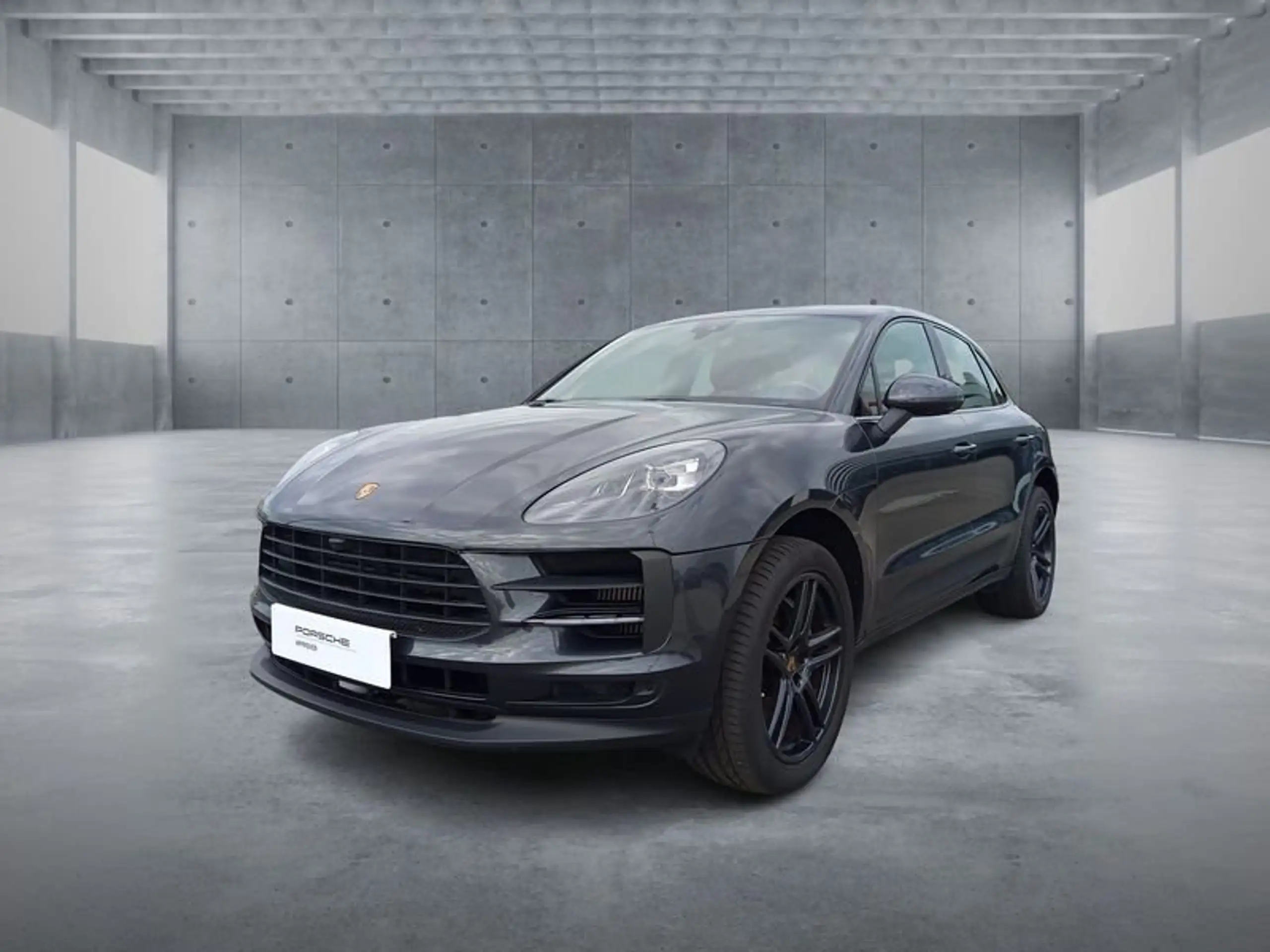 Porsche - Macan