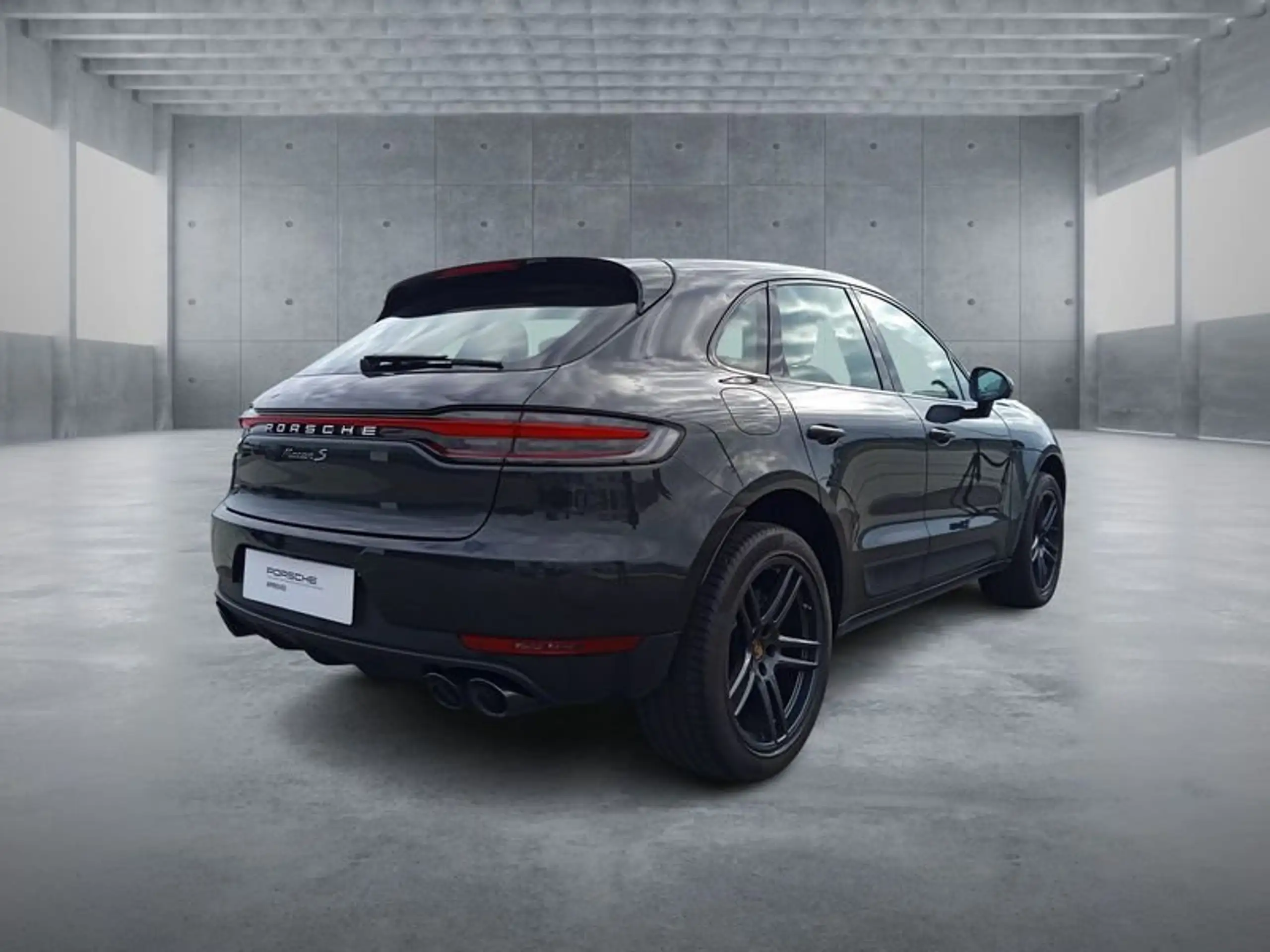 Porsche - Macan