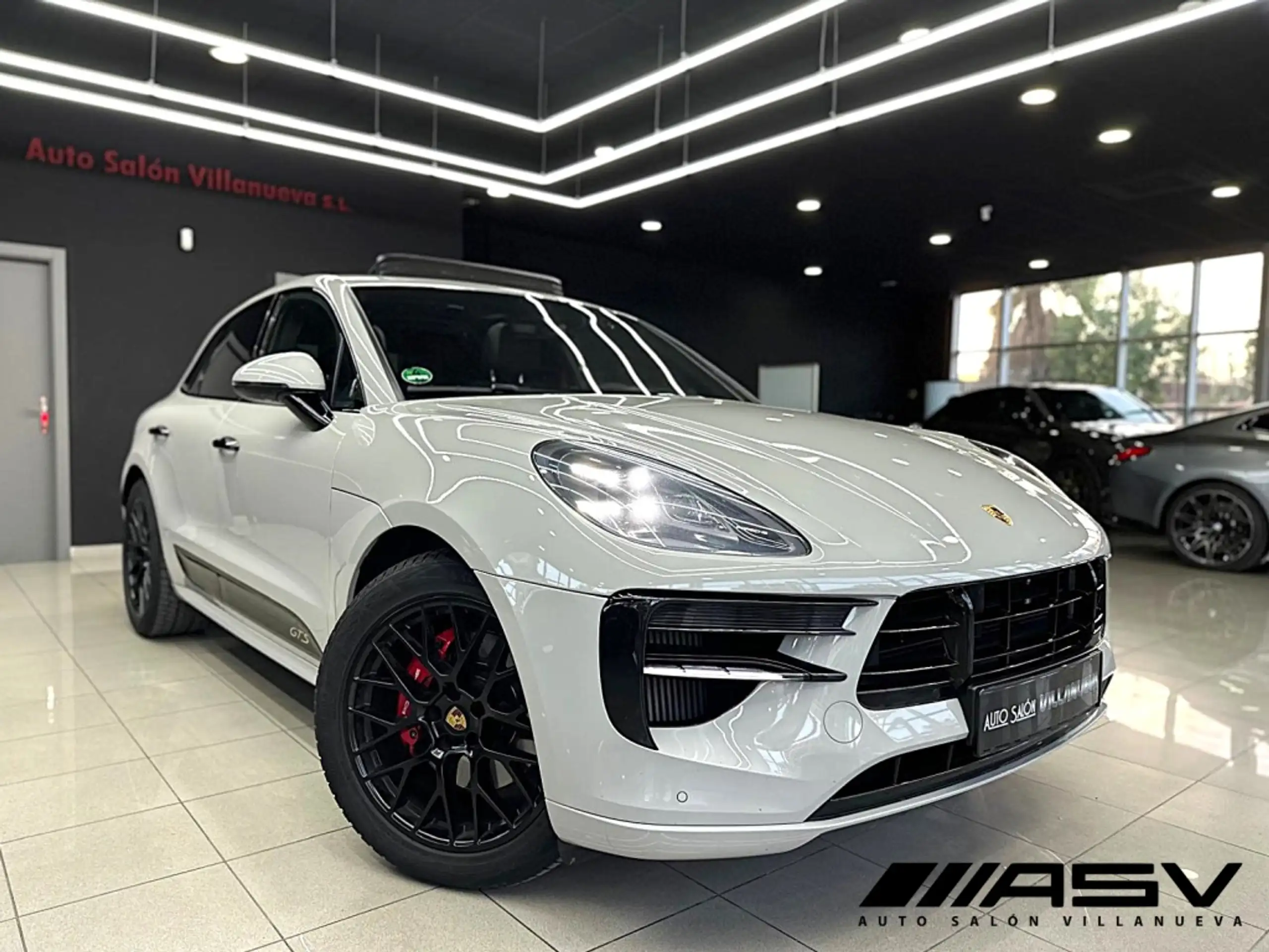 Porsche - Macan