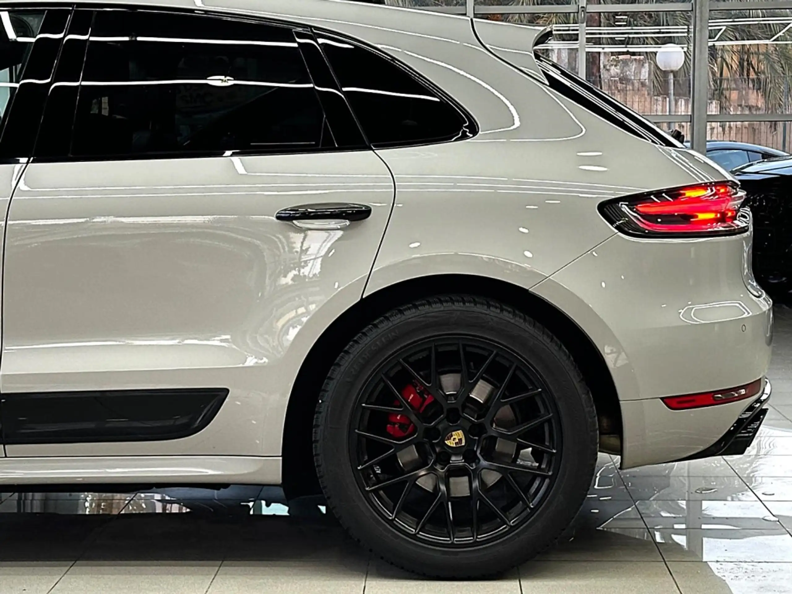 Porsche - Macan