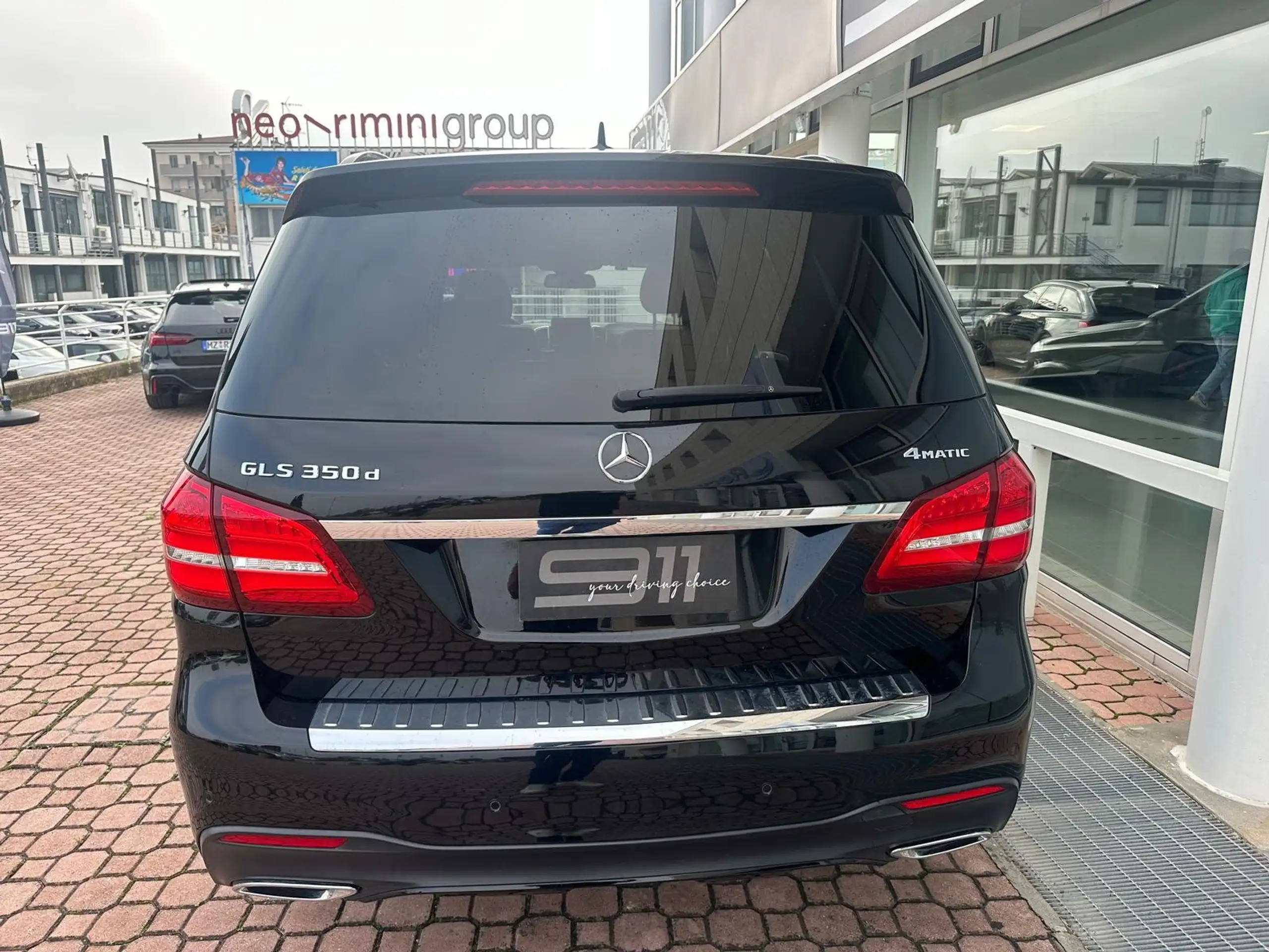 Mercedes-Benz - GLS 350