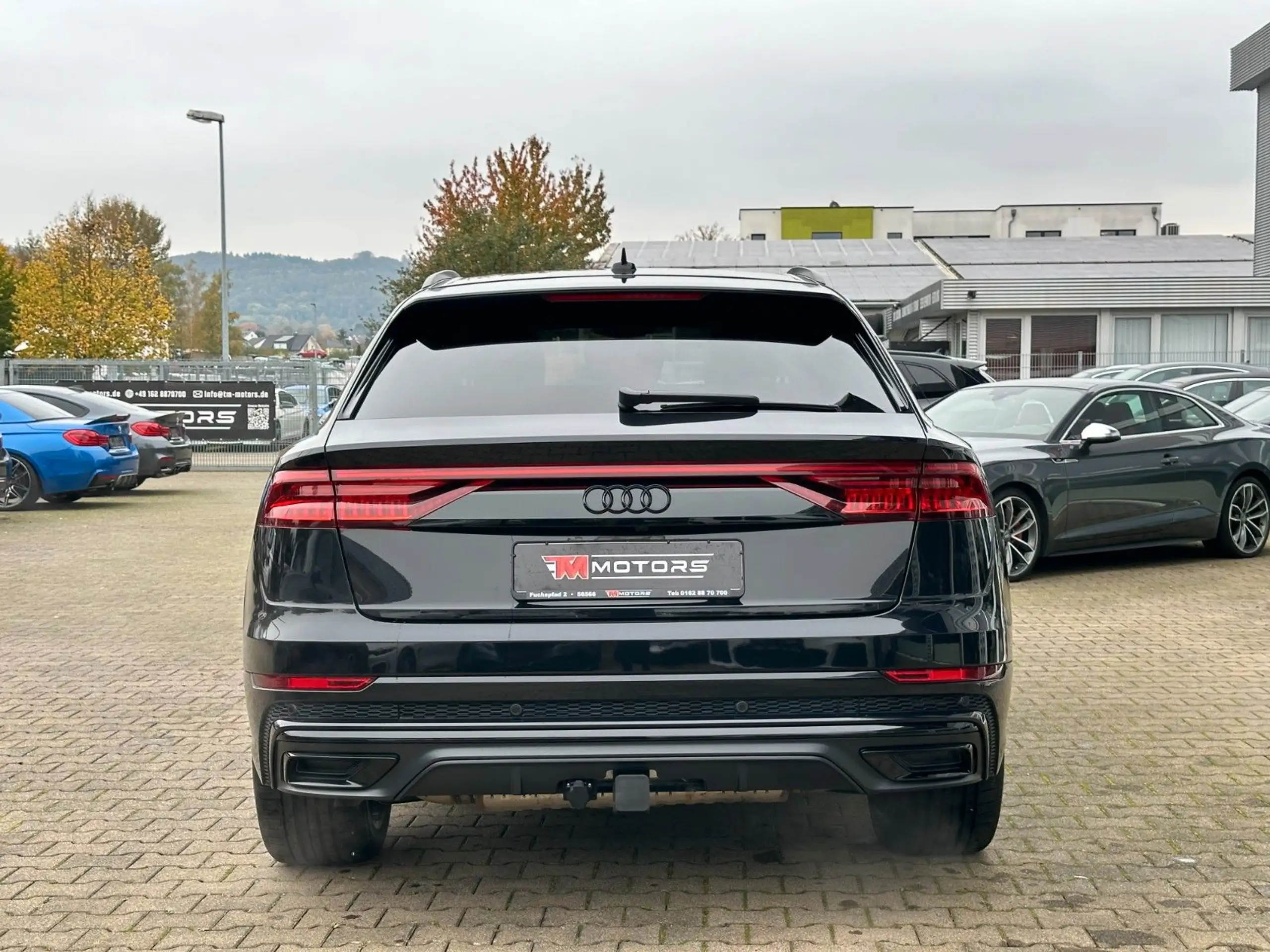 Audi - Q8