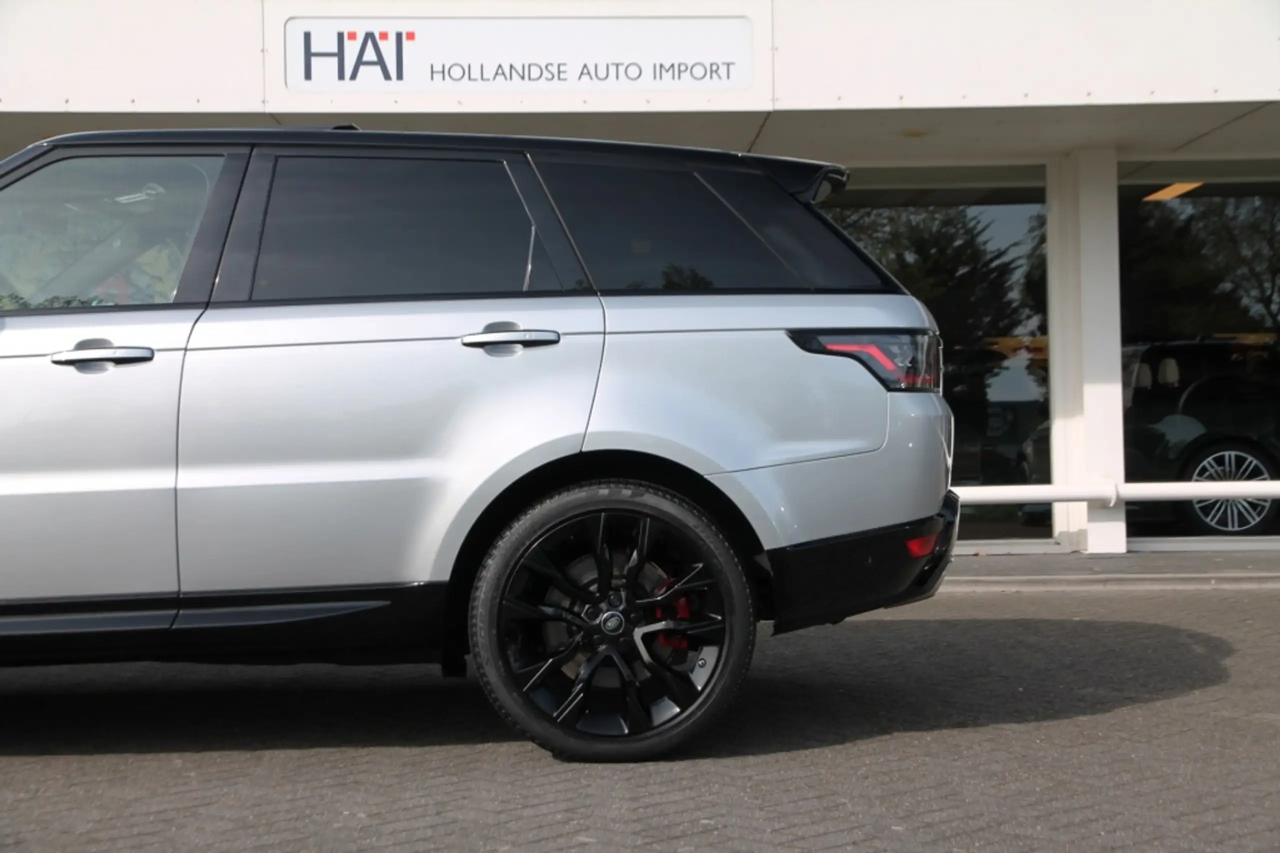 Land Rover - Range Rover Sport