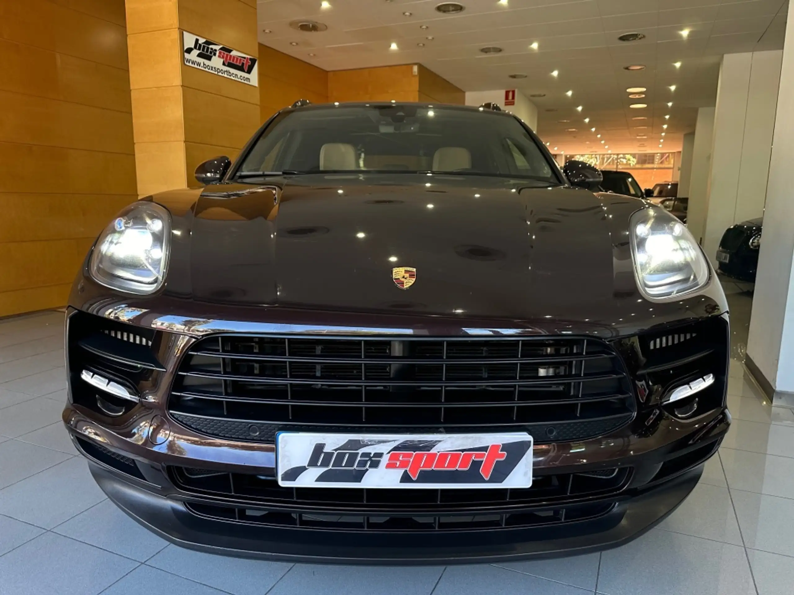 Porsche - Macan