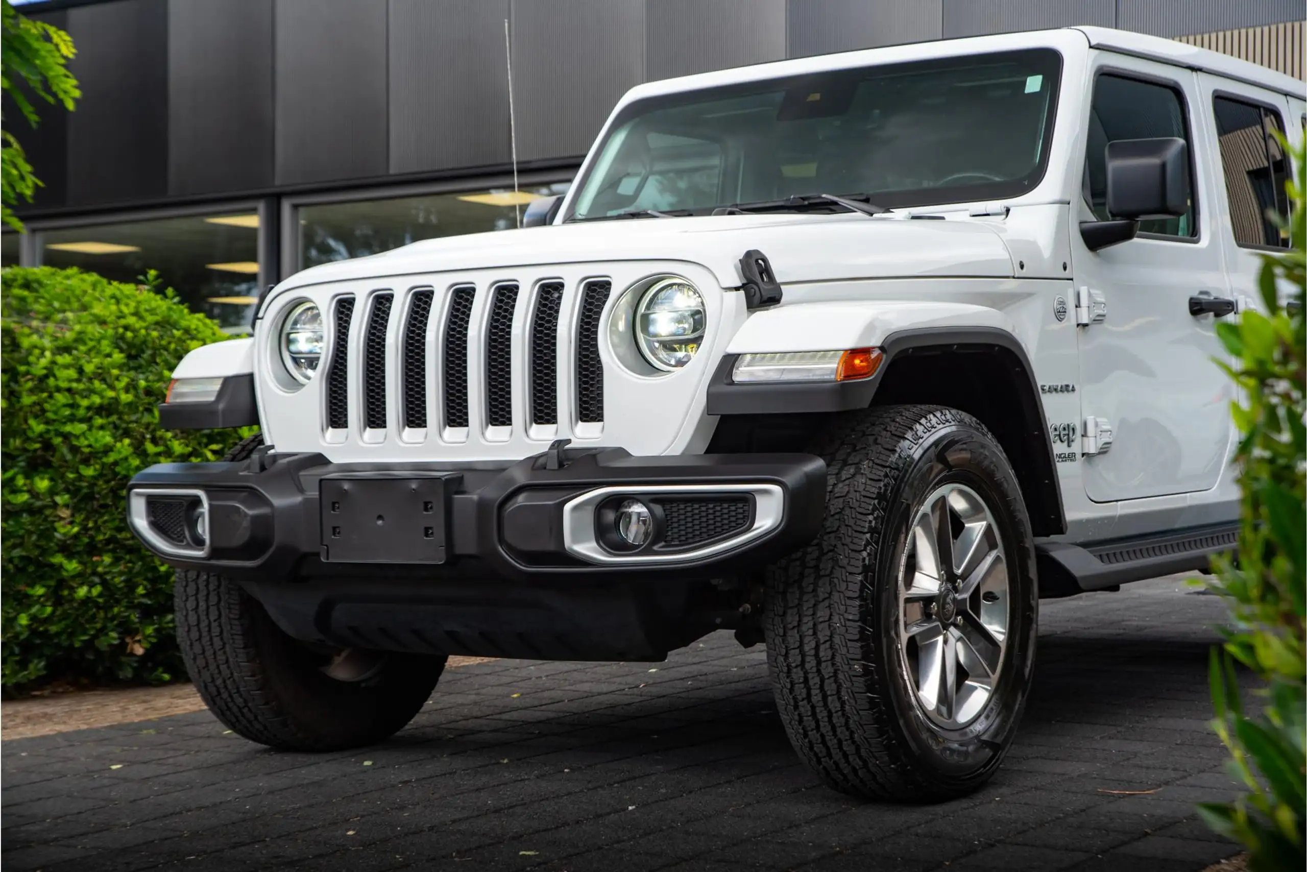 Jeep - Wrangler