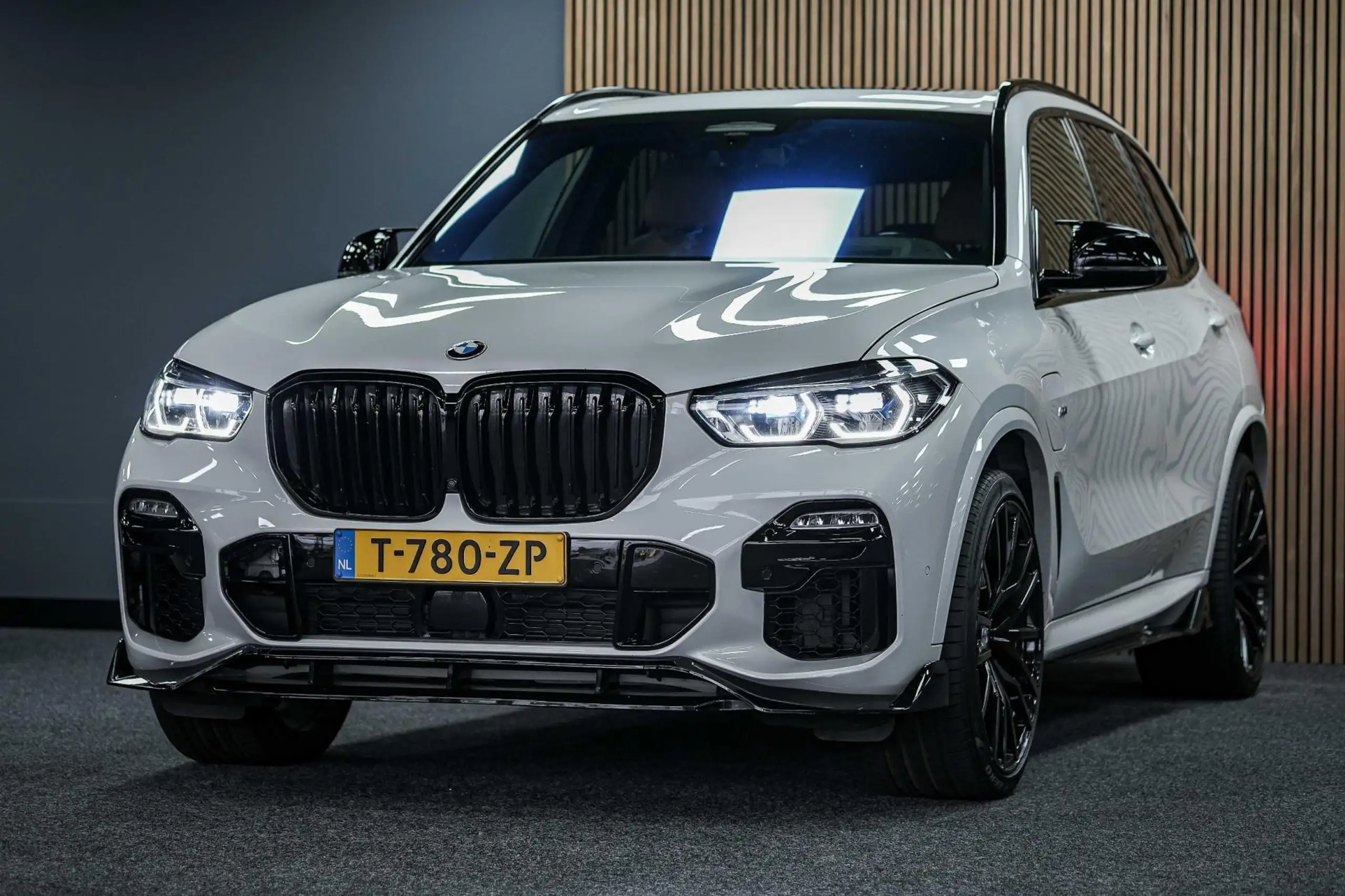 BMW - X5