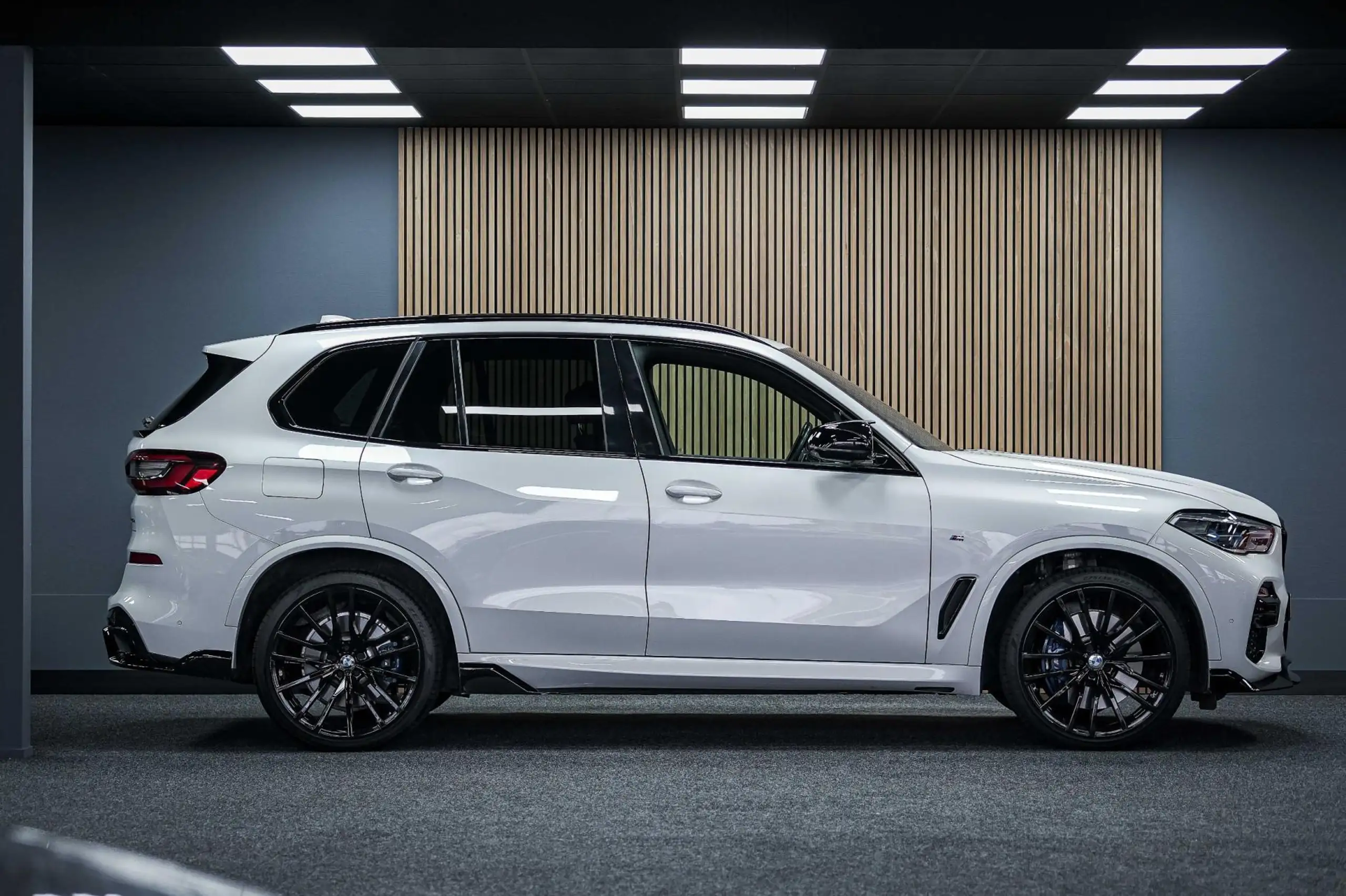 BMW - X5