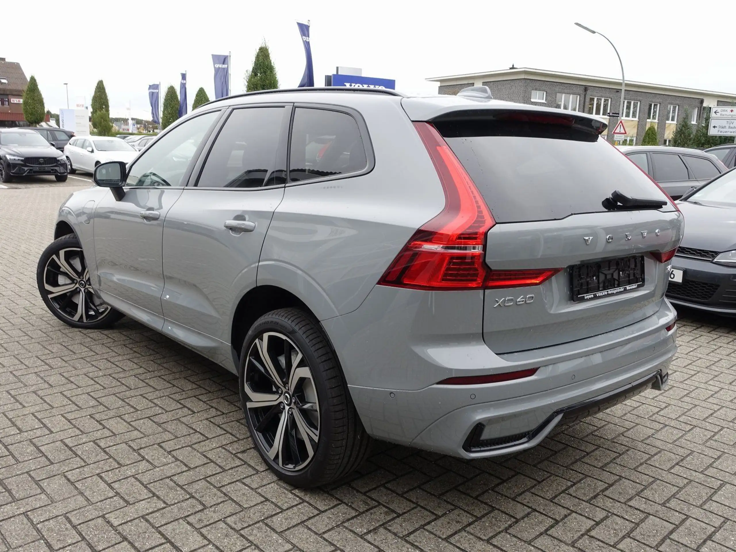 Volvo - XC60