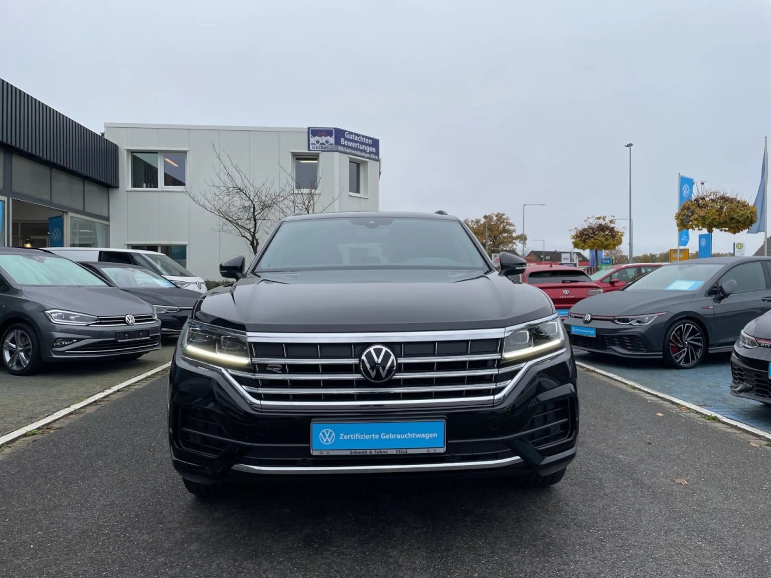 Volkswagen - Touareg