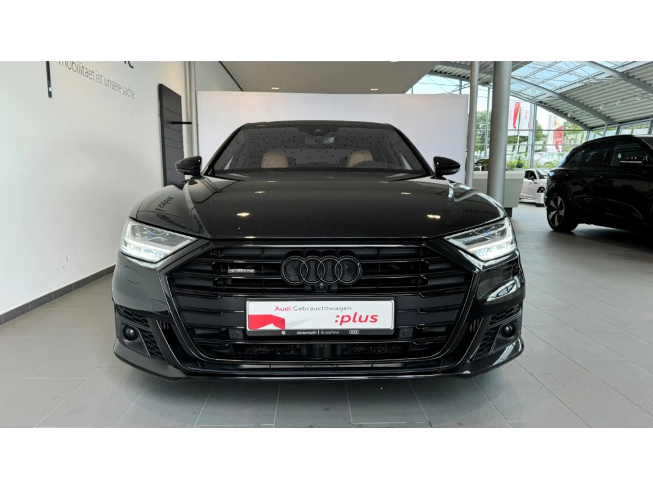 Audi - A8