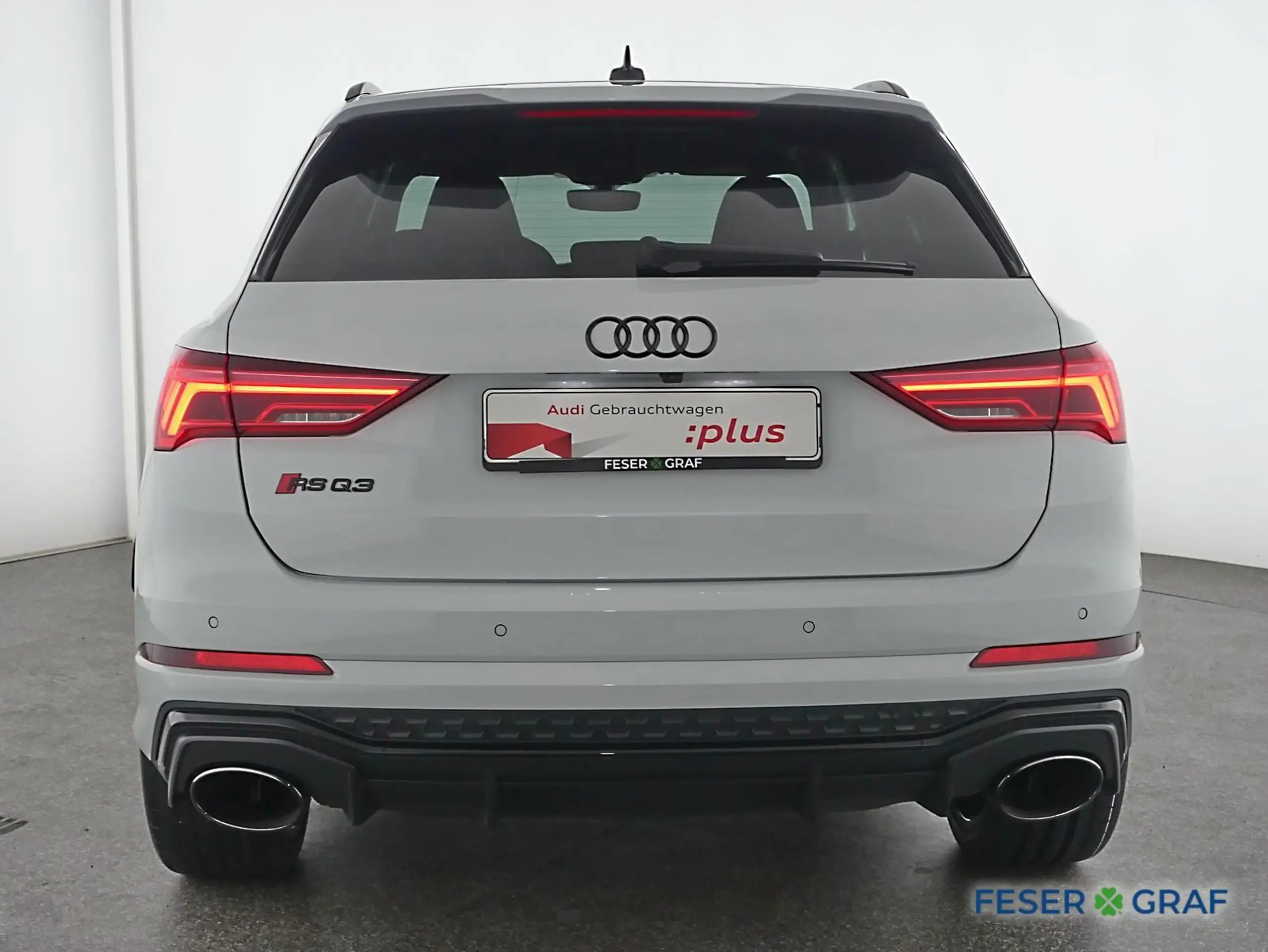 Audi - RS Q3