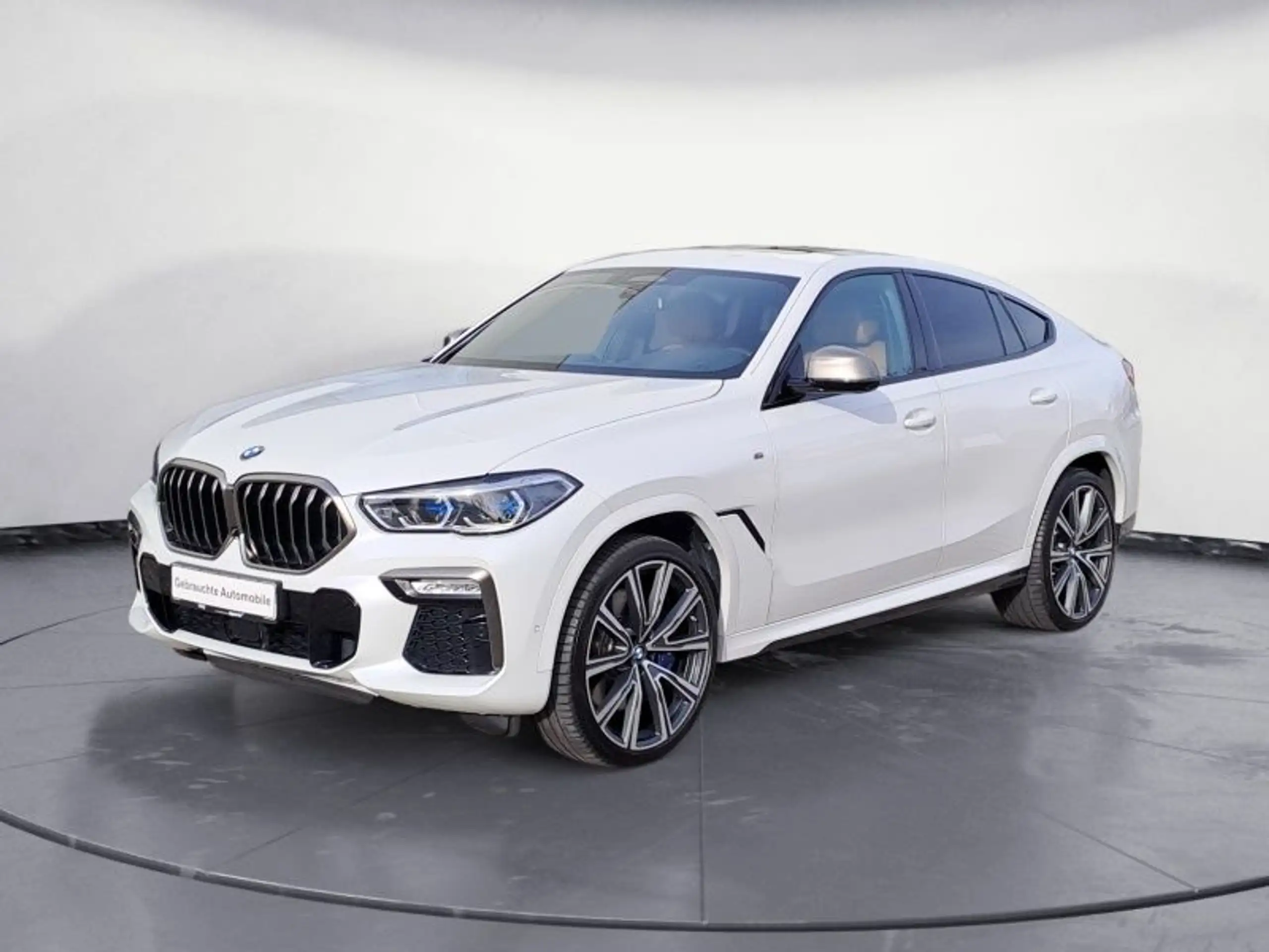 BMW - X6 M