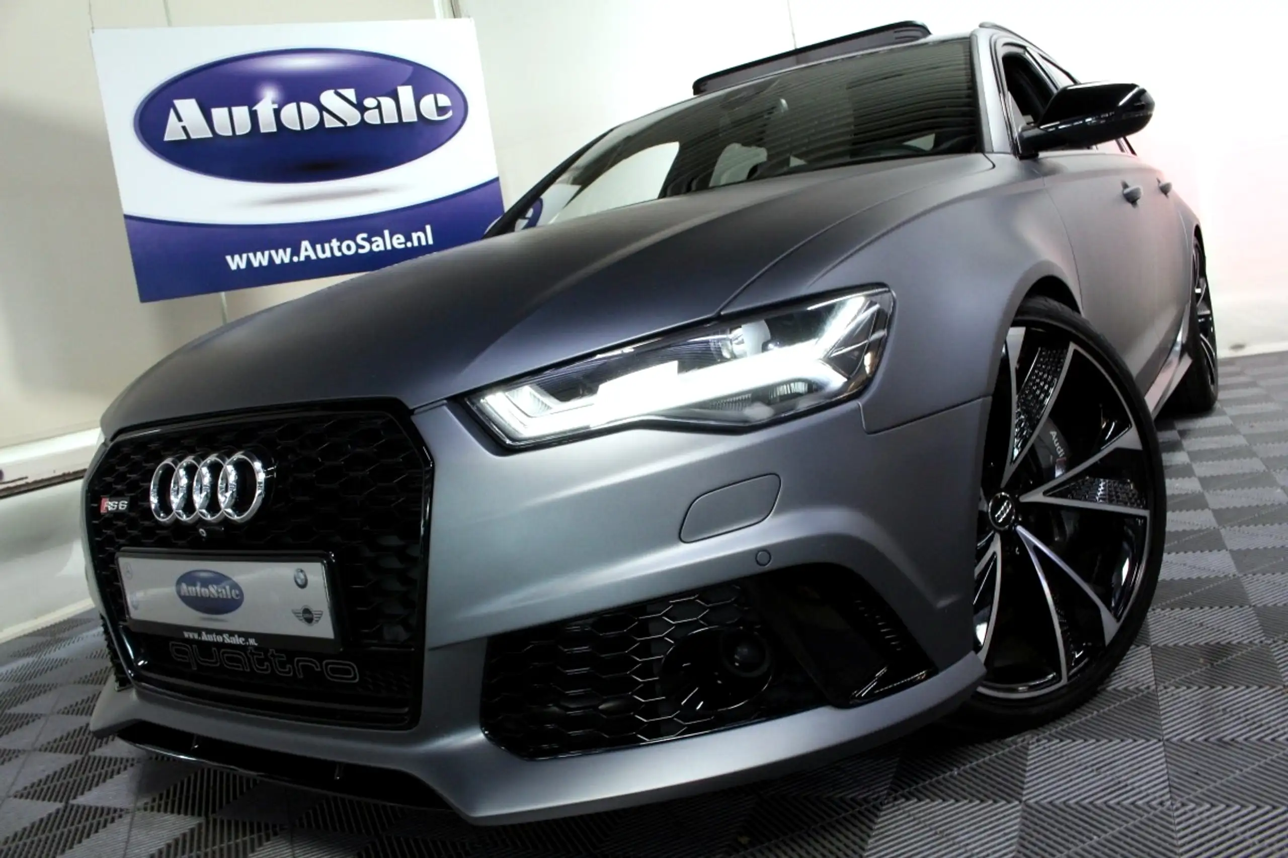 Audi - RS6