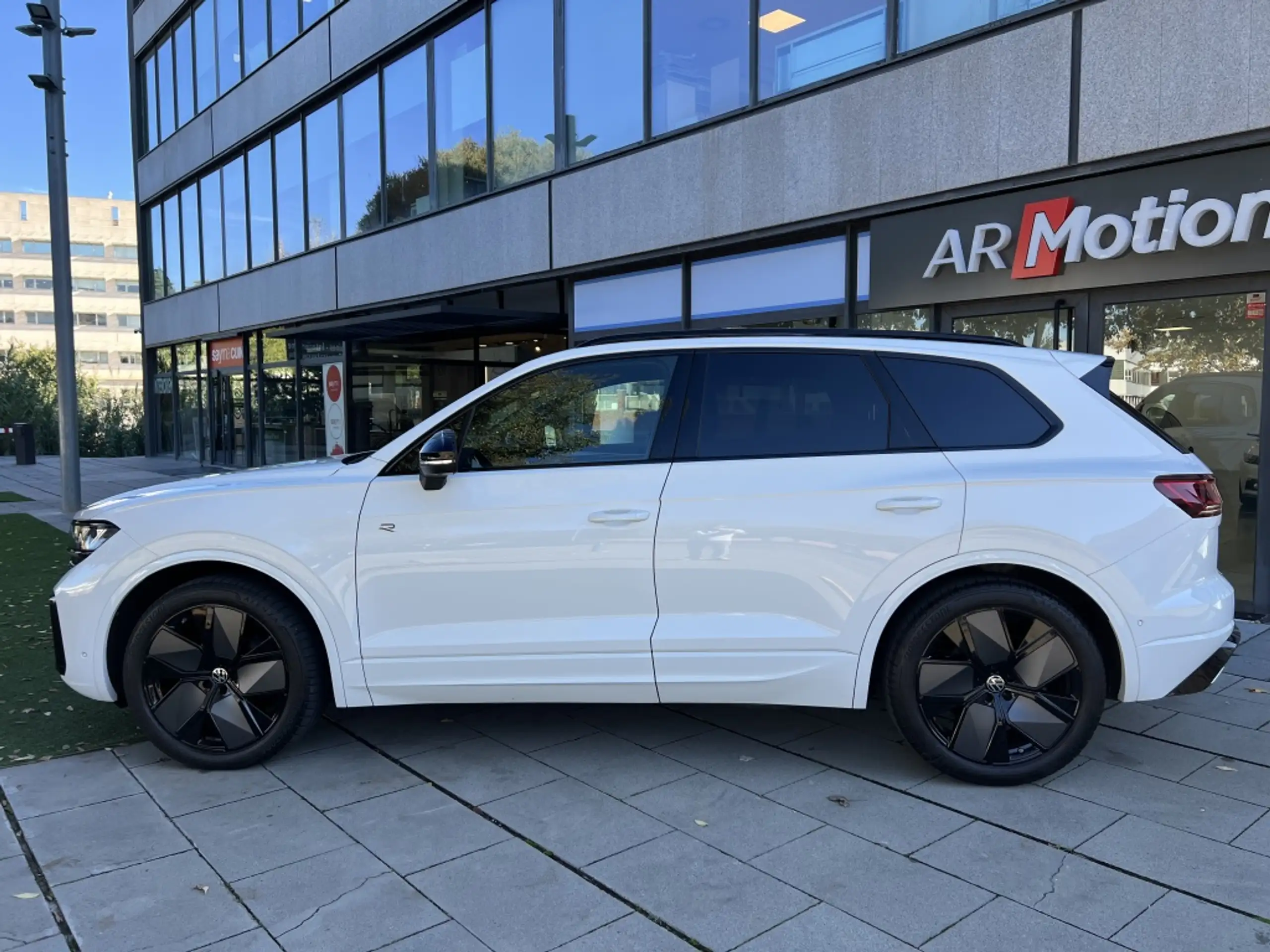 Volkswagen - Touareg