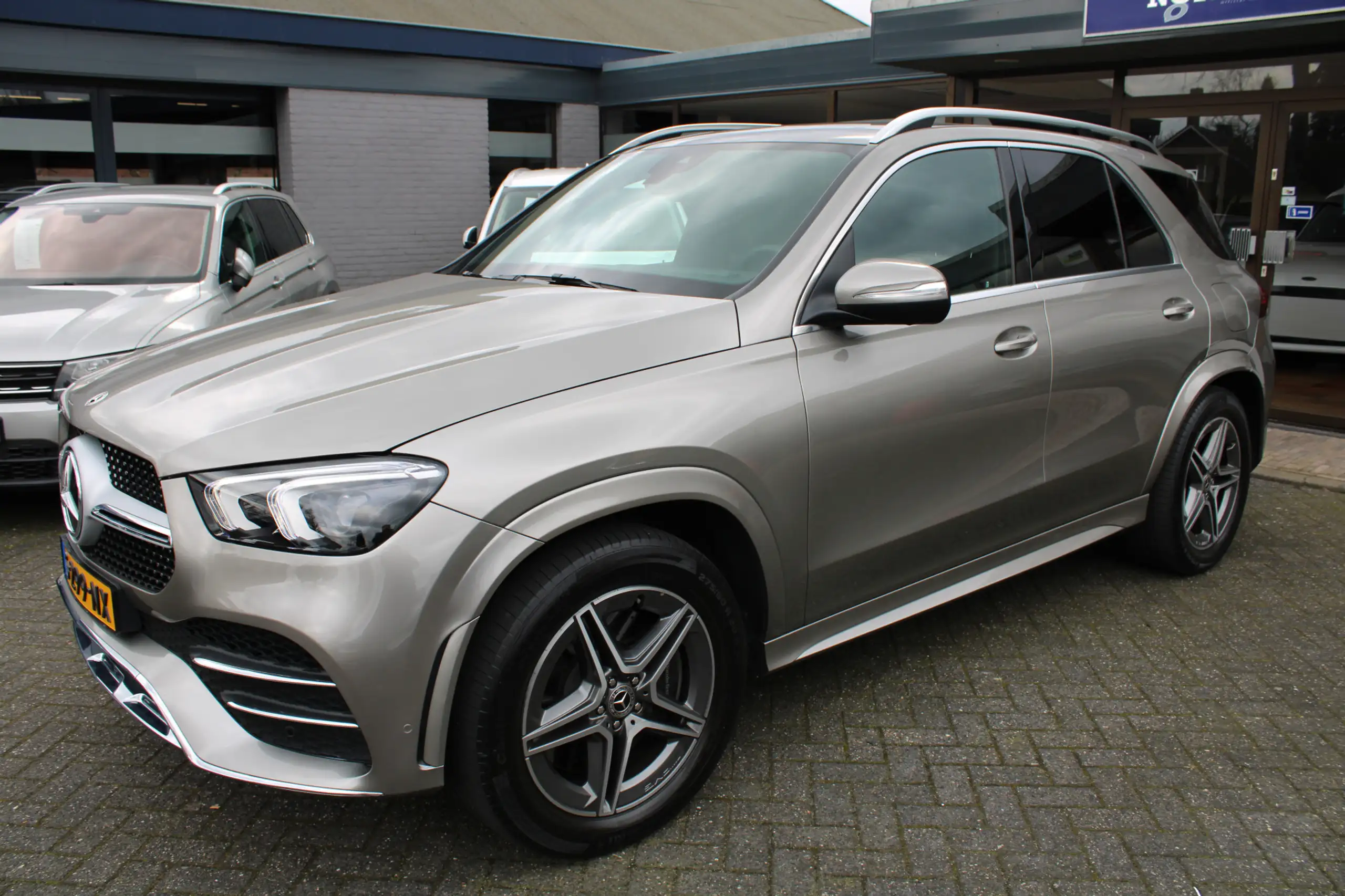 Mercedes-Benz - GLE 350