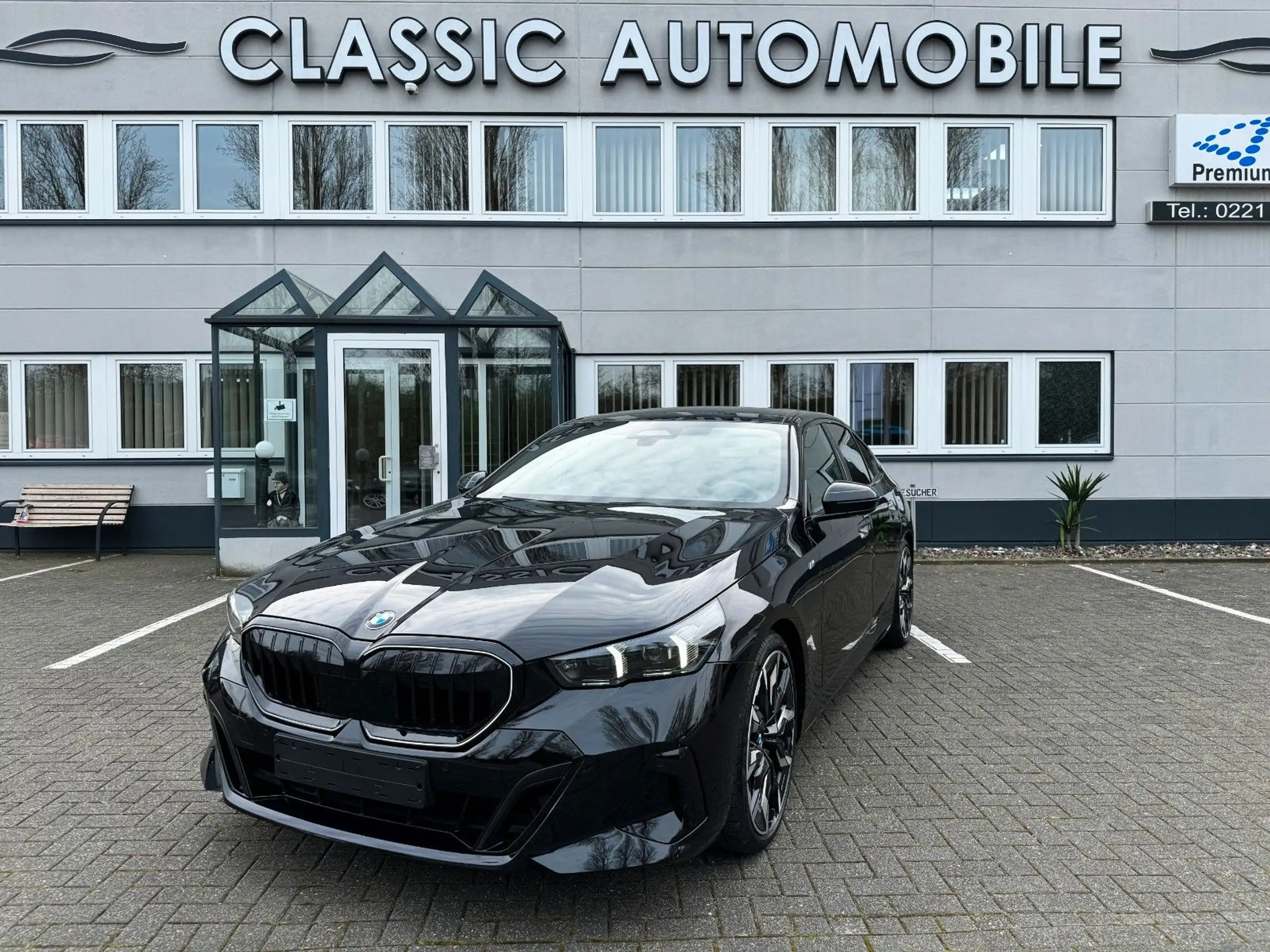 BMW - 520