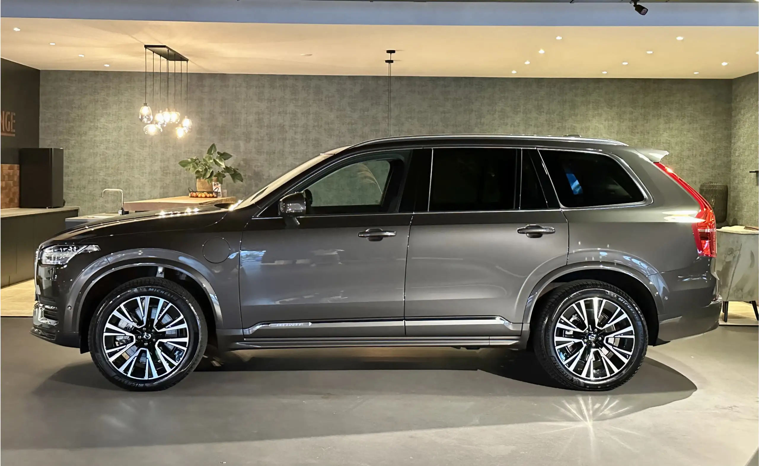 Volvo - XC90