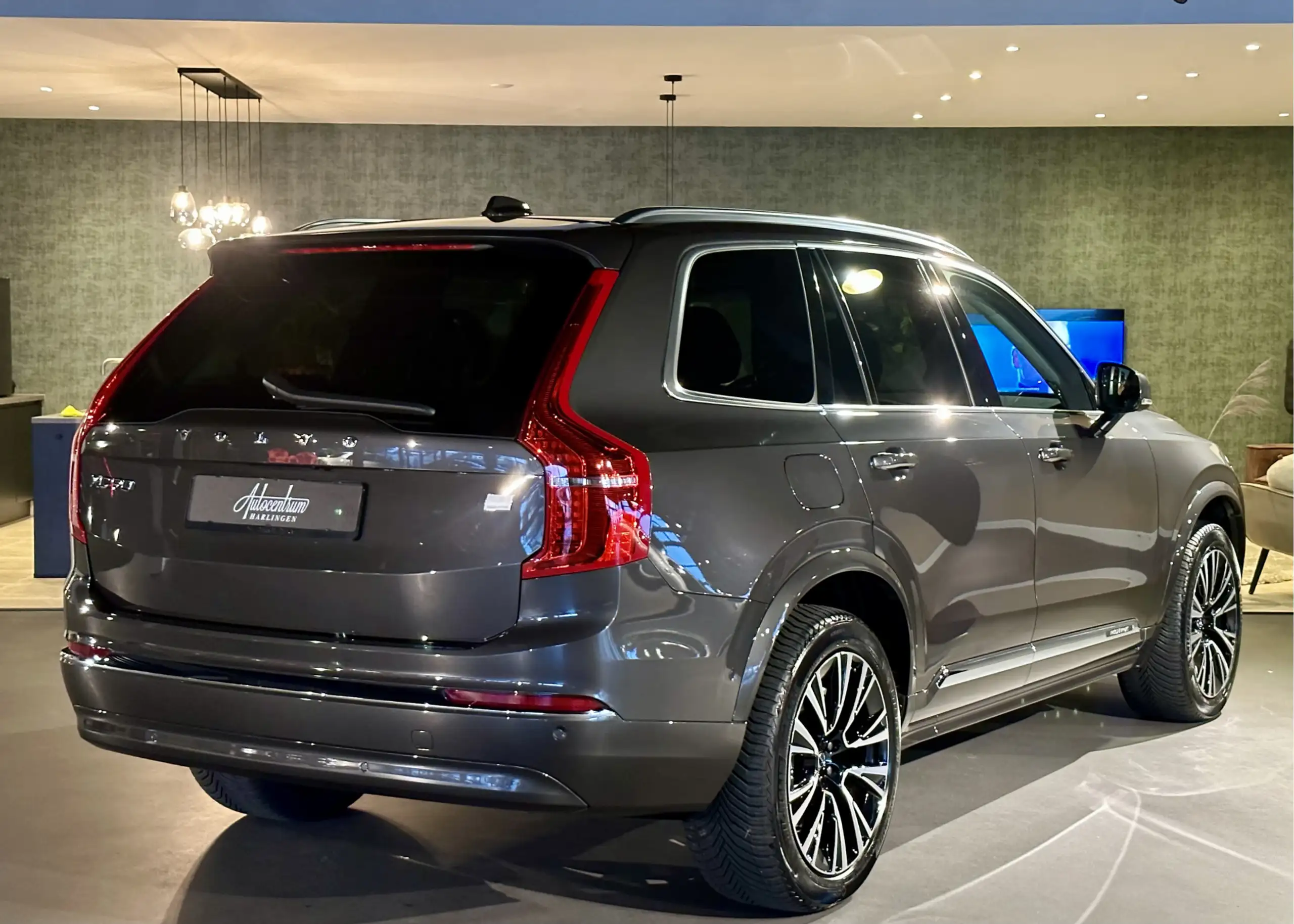 Volvo - XC90