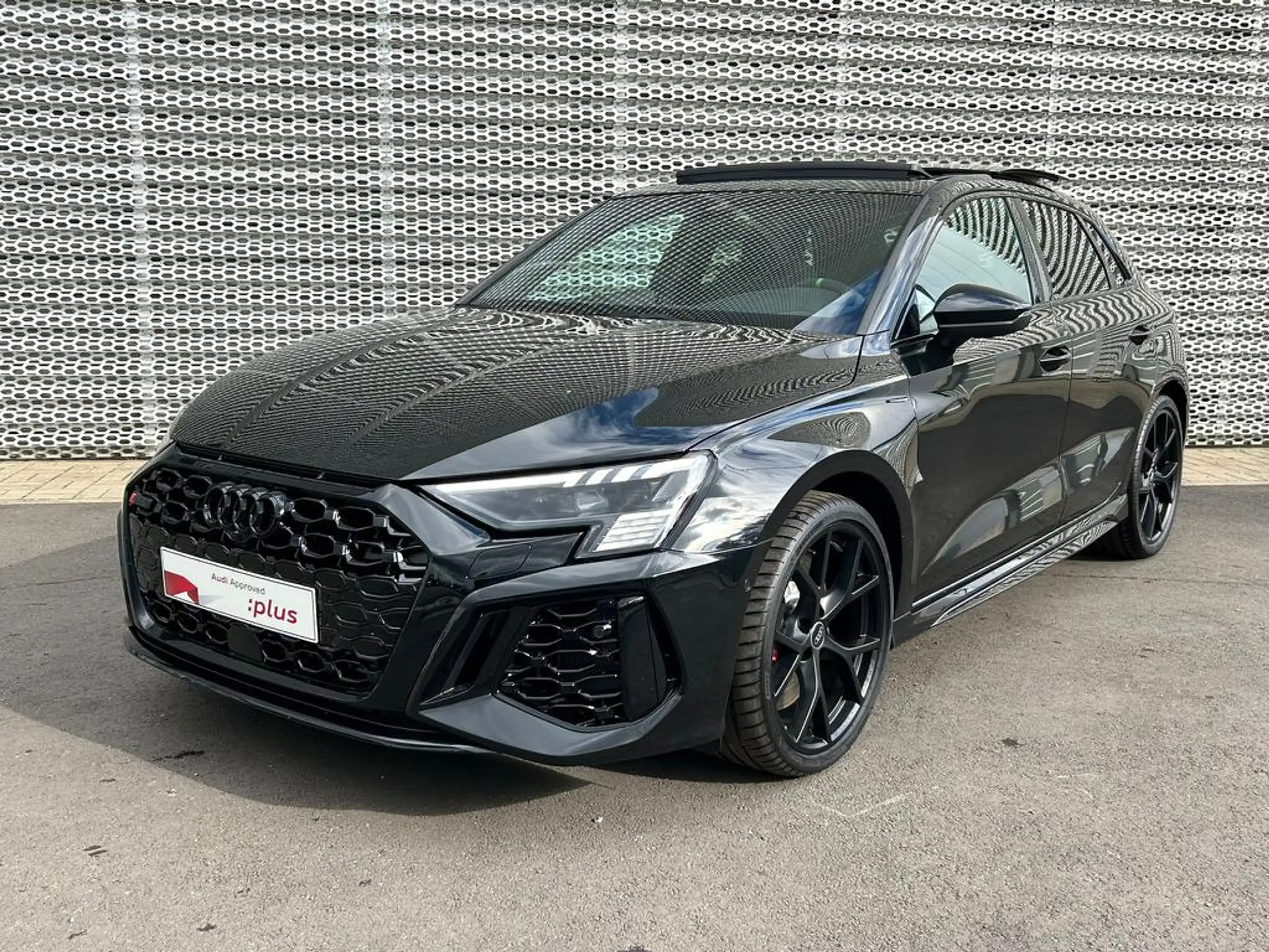 Audi - RS3