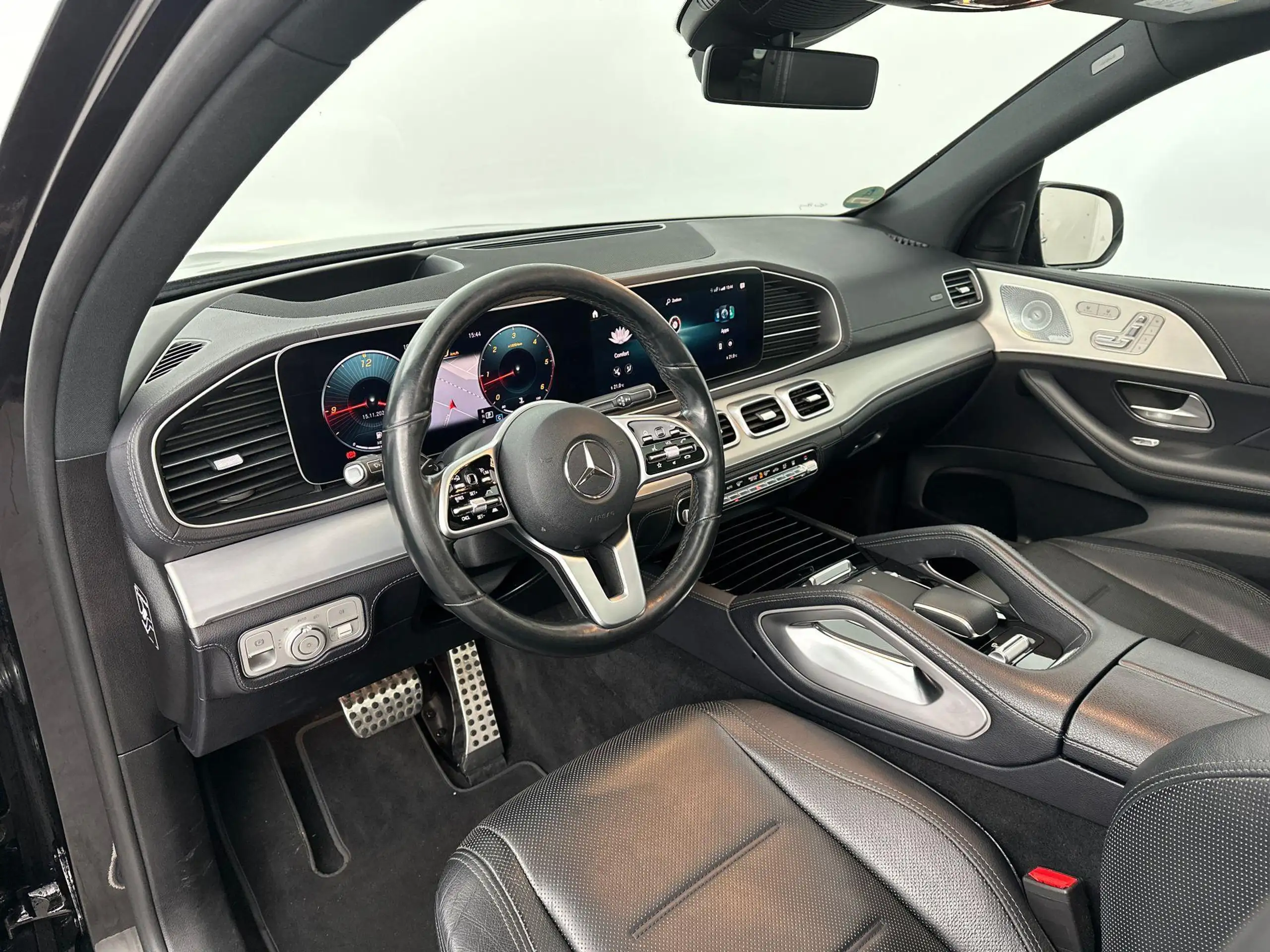 Mercedes-Benz - GLE 400