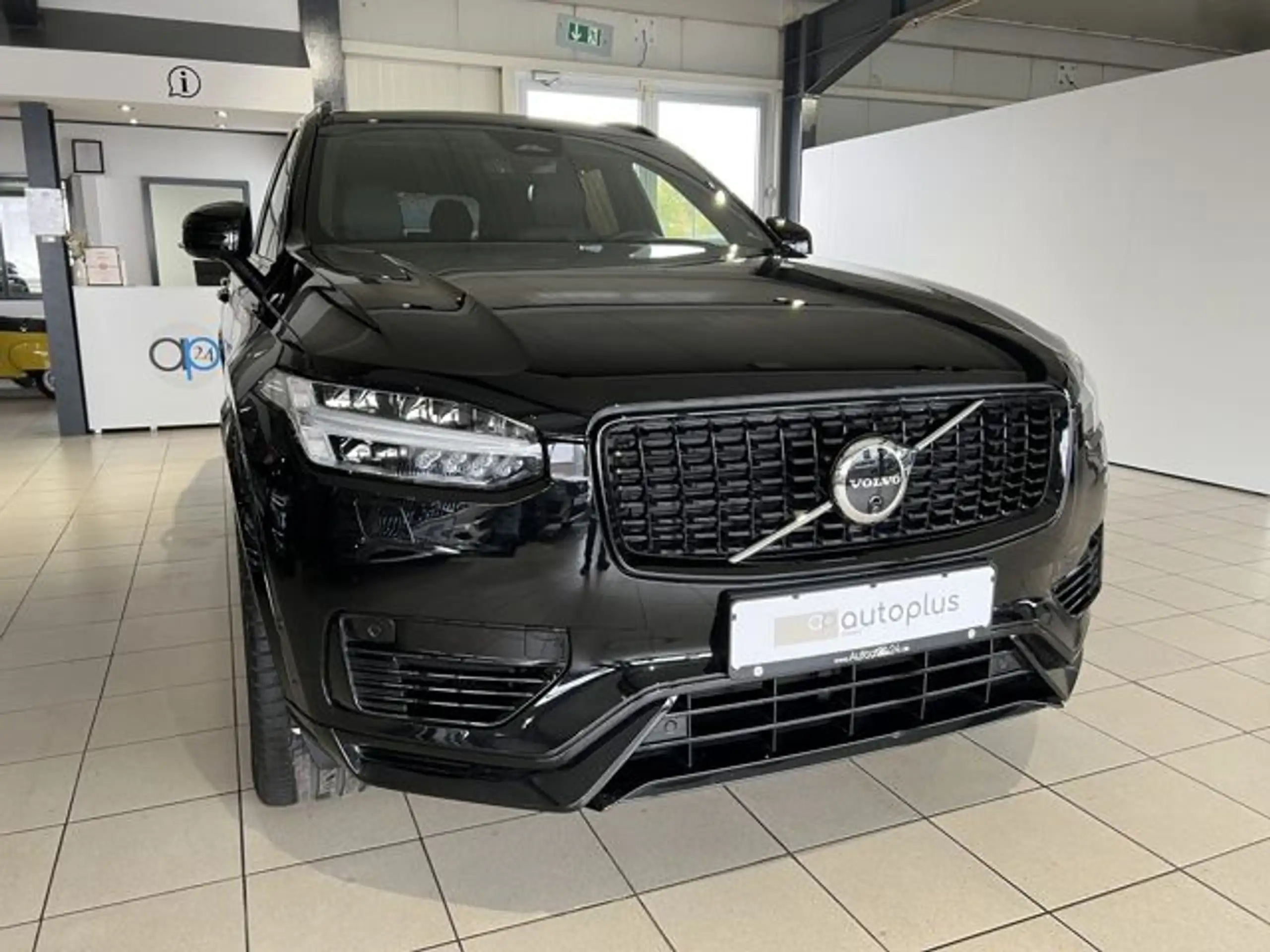 Volvo - XC90