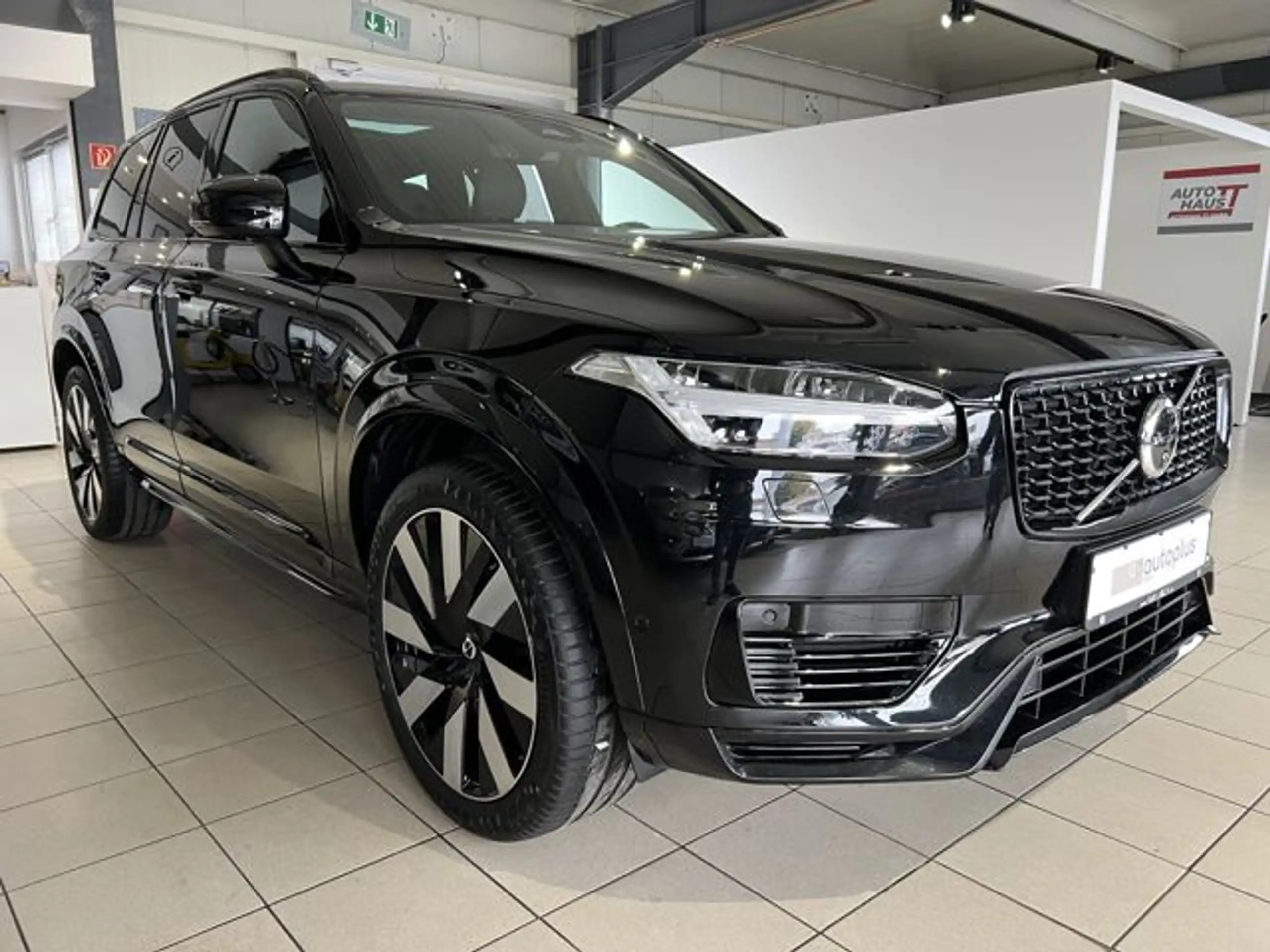 Volvo - XC90