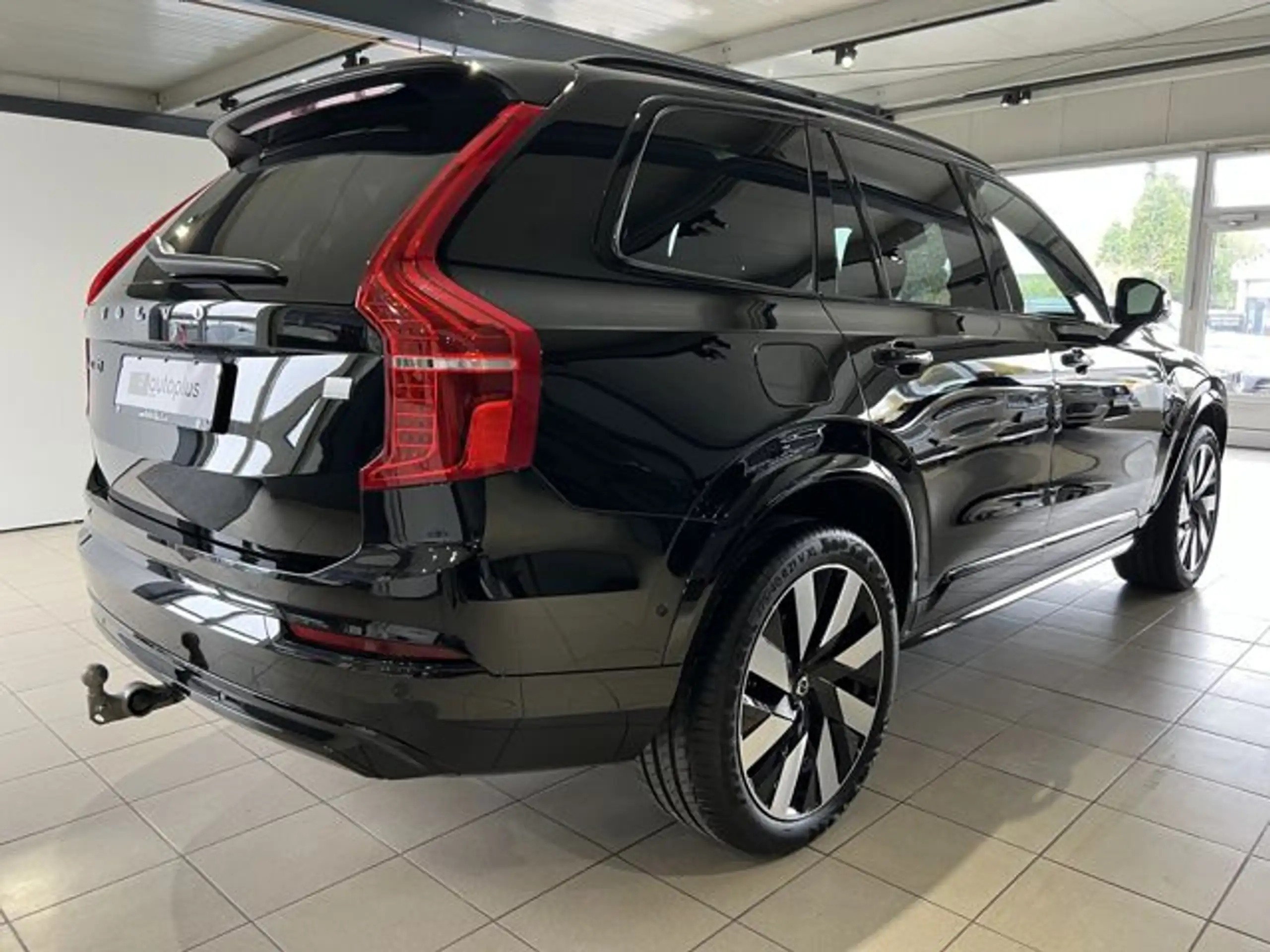 Volvo - XC90