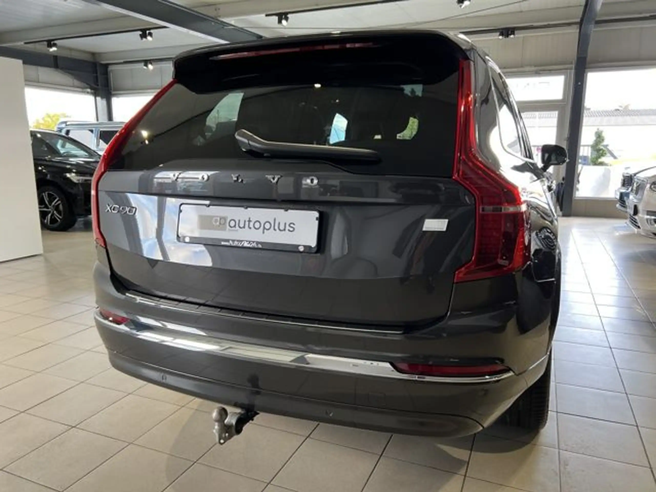 Volvo - XC90