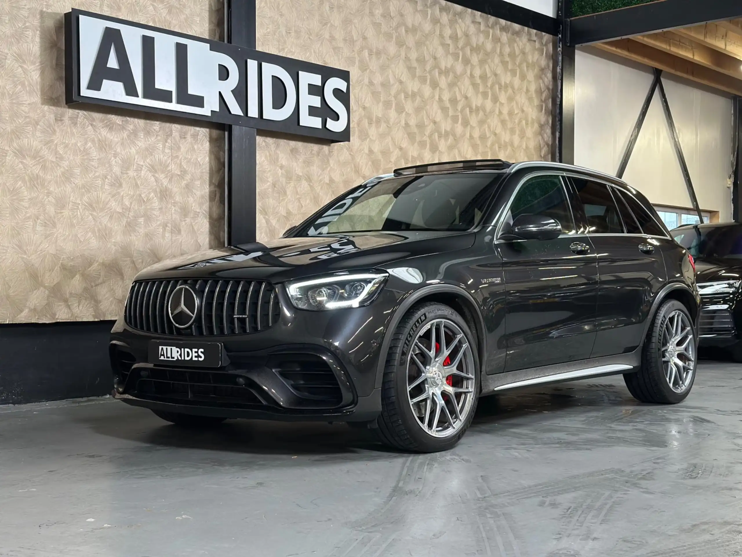 Mercedes-Benz - GLC 63 AMG