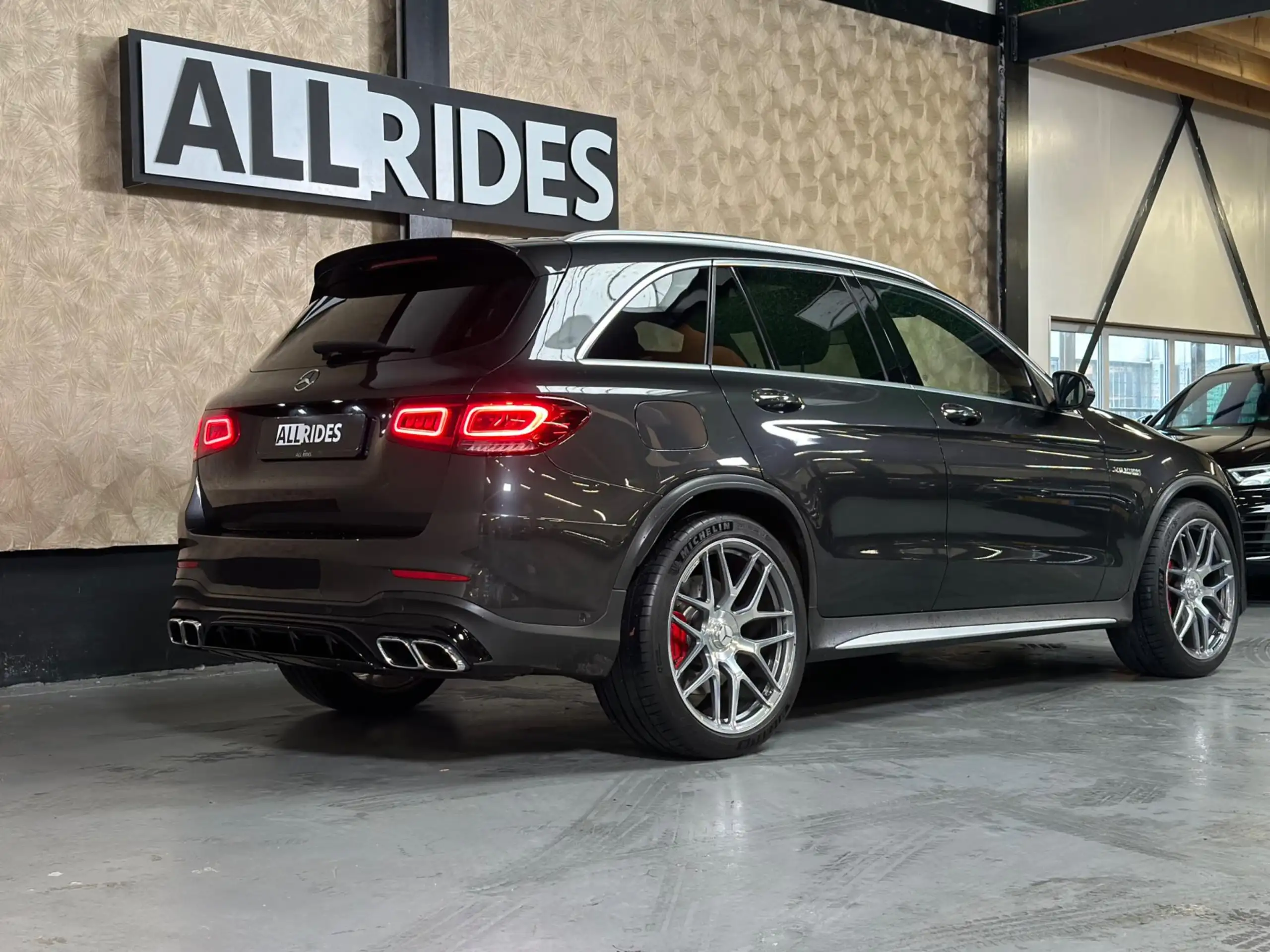 Mercedes-Benz - GLC 63 AMG