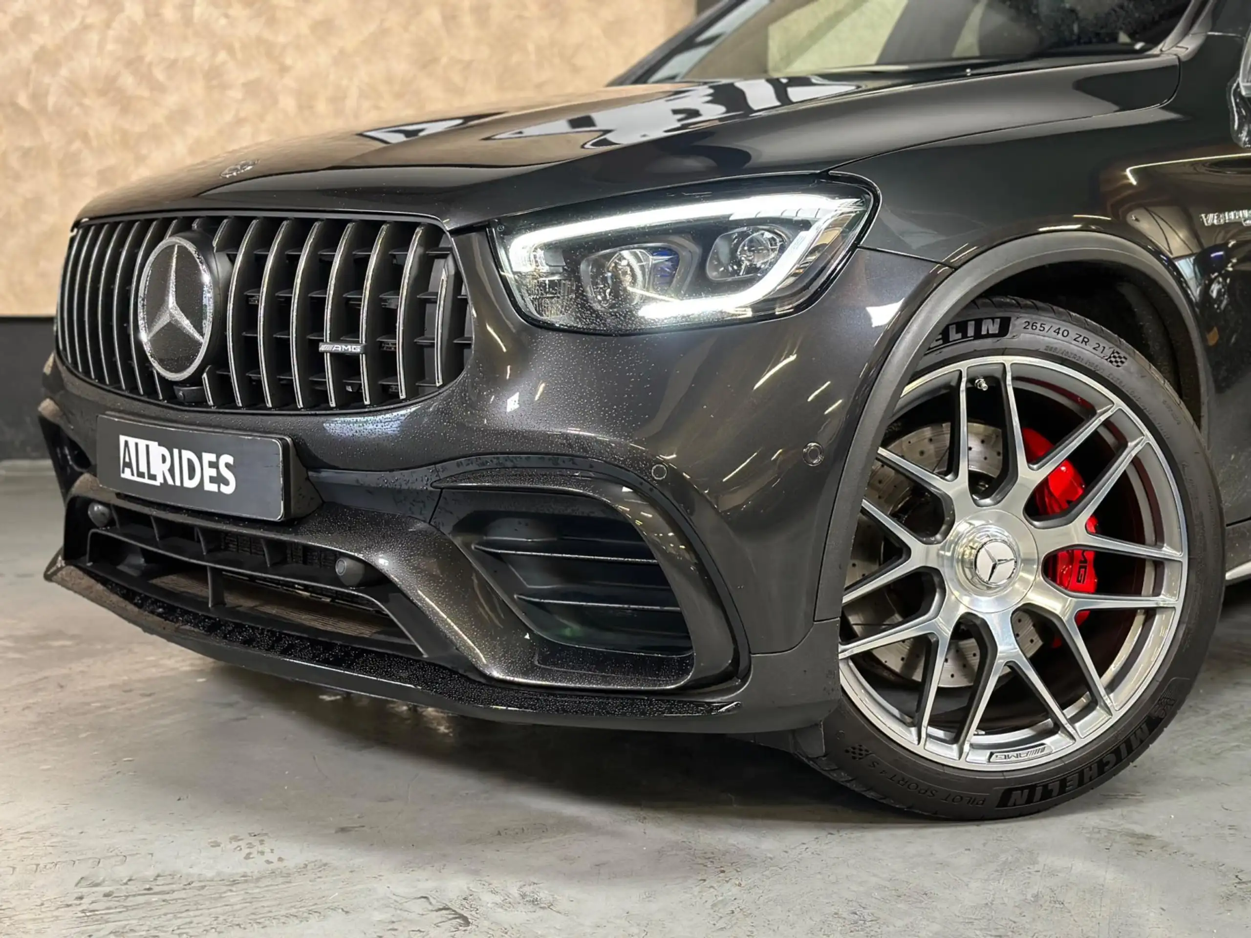 Mercedes-Benz - GLC 63 AMG