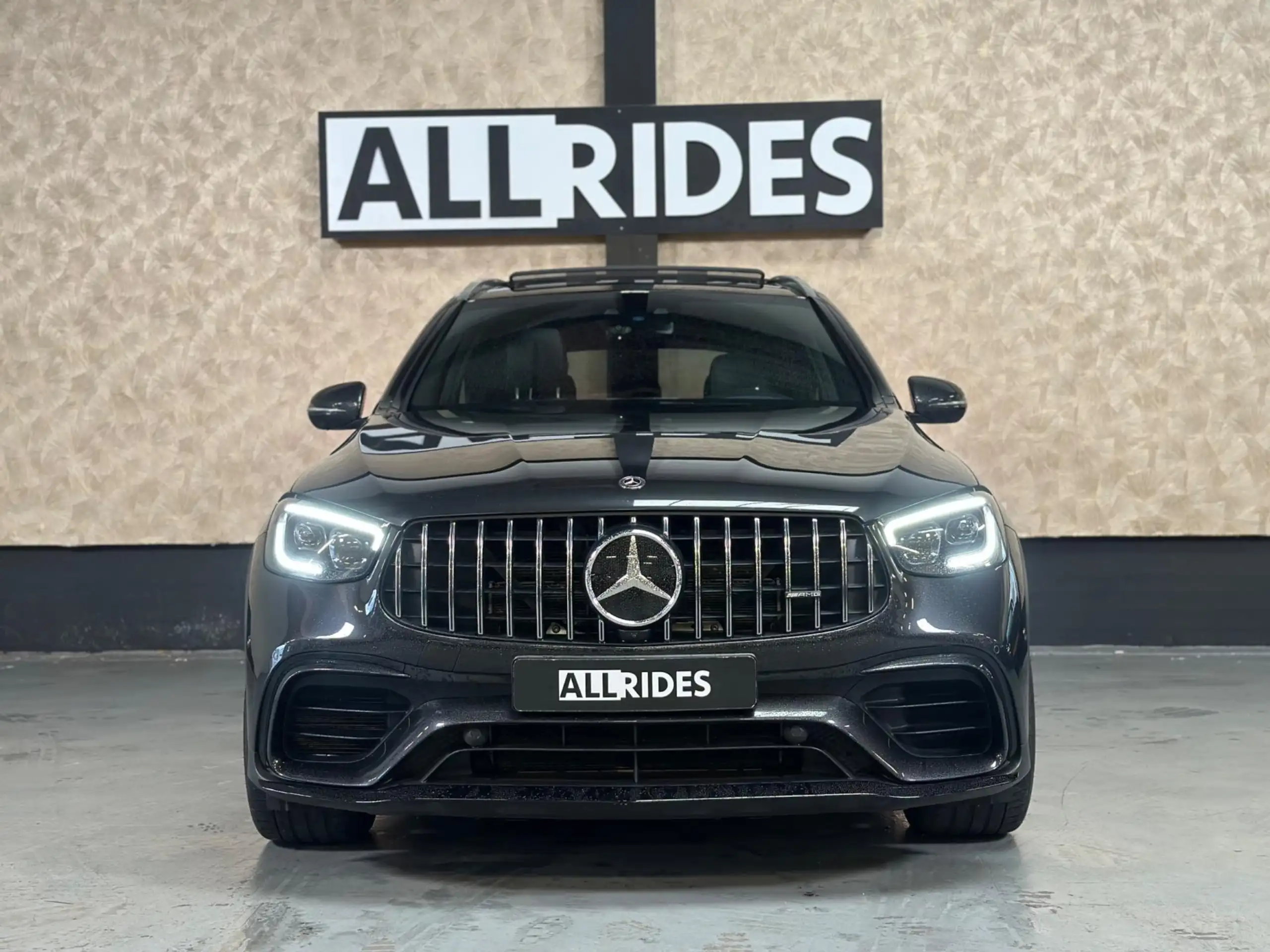 Mercedes-Benz - GLC 63 AMG