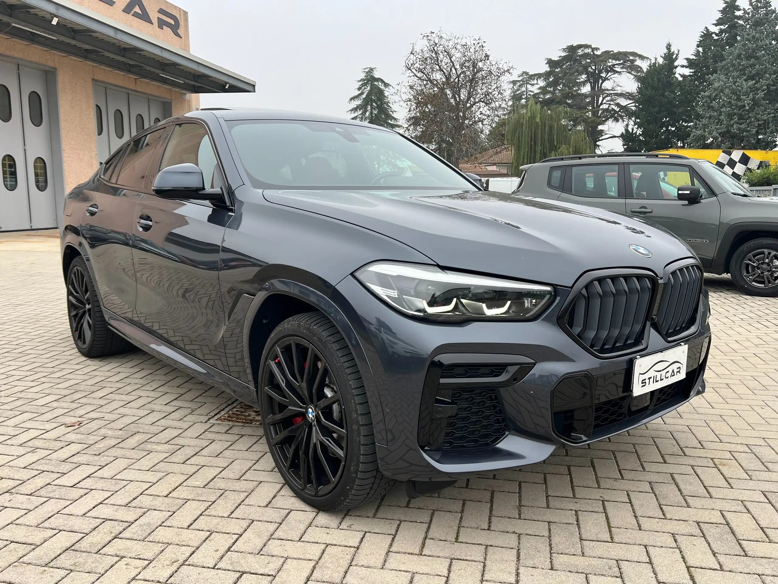 BMW - X6