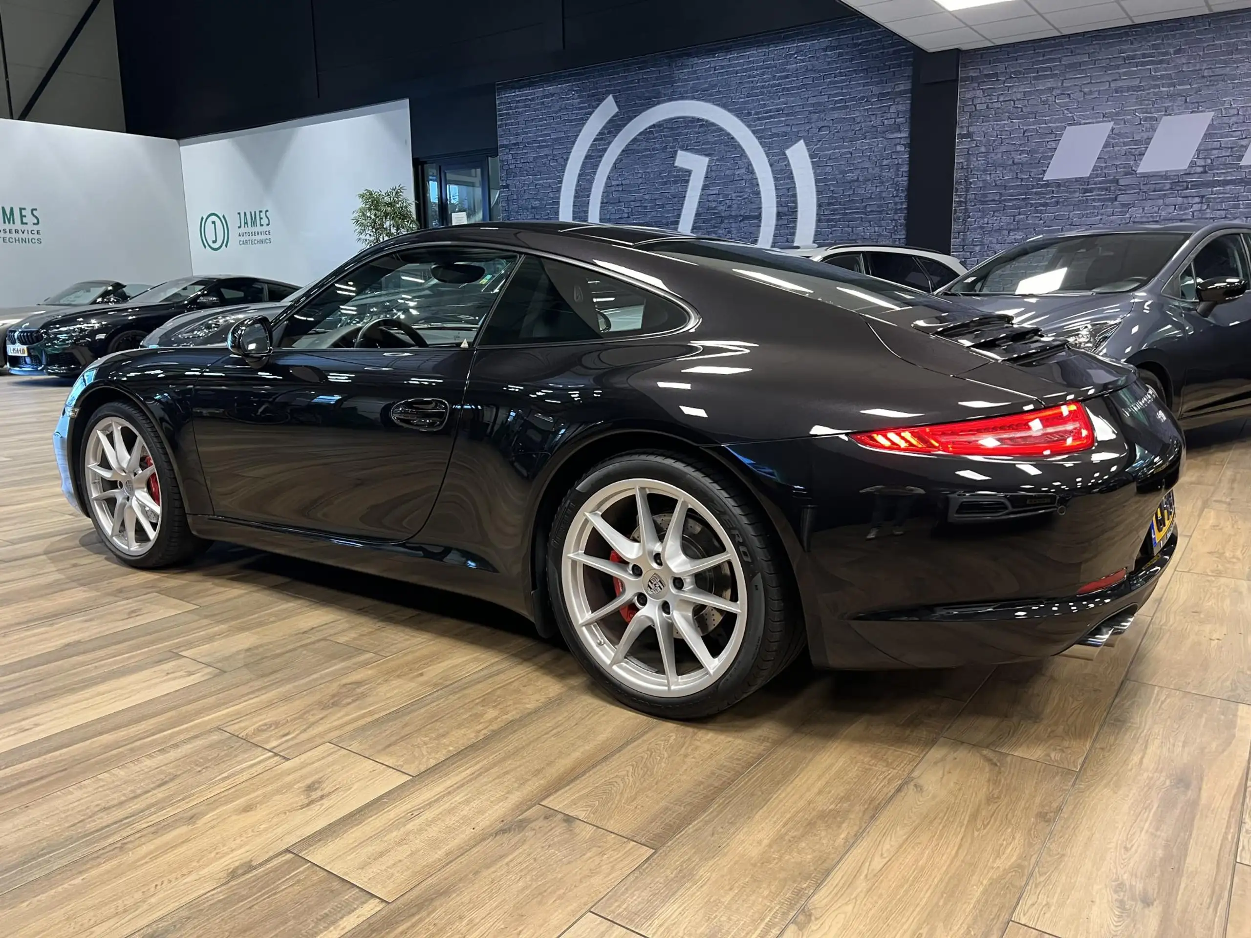 Porsche - 991