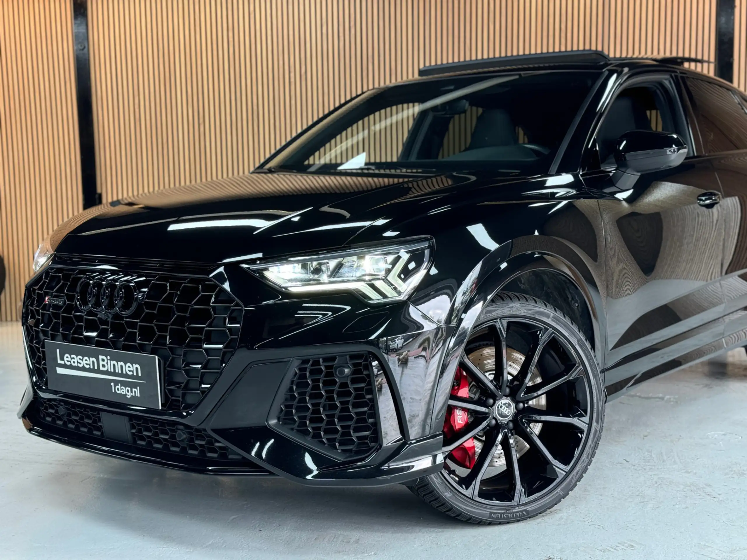 Audi - RS Q3