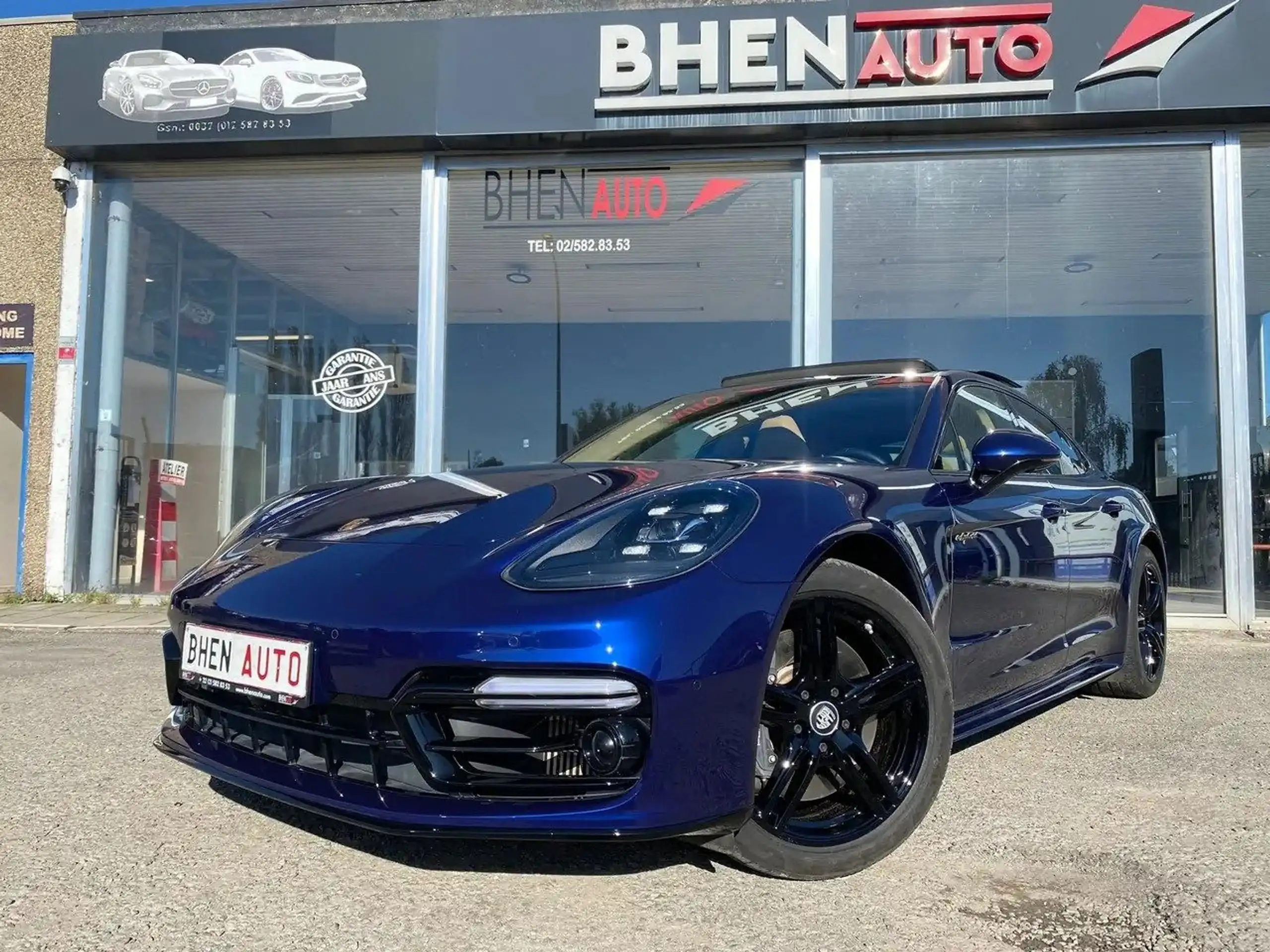 Porsche - Panamera