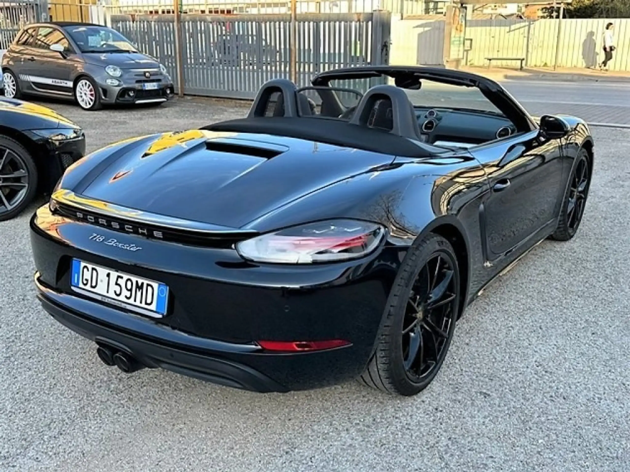 Porsche - 718 Spyder