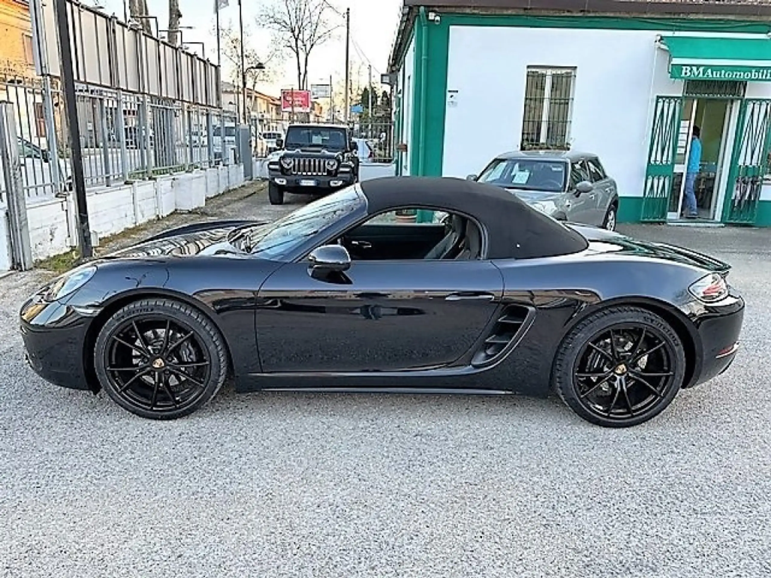 Porsche - 718 Spyder