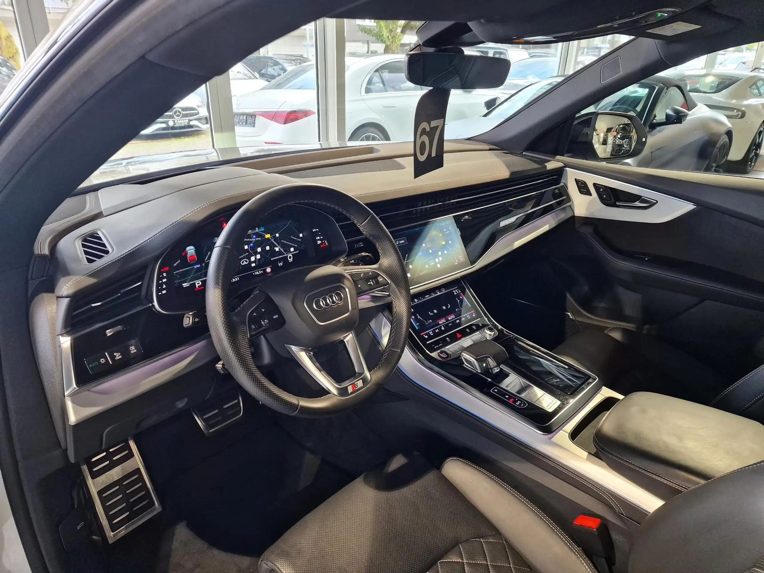 Audi - SQ8