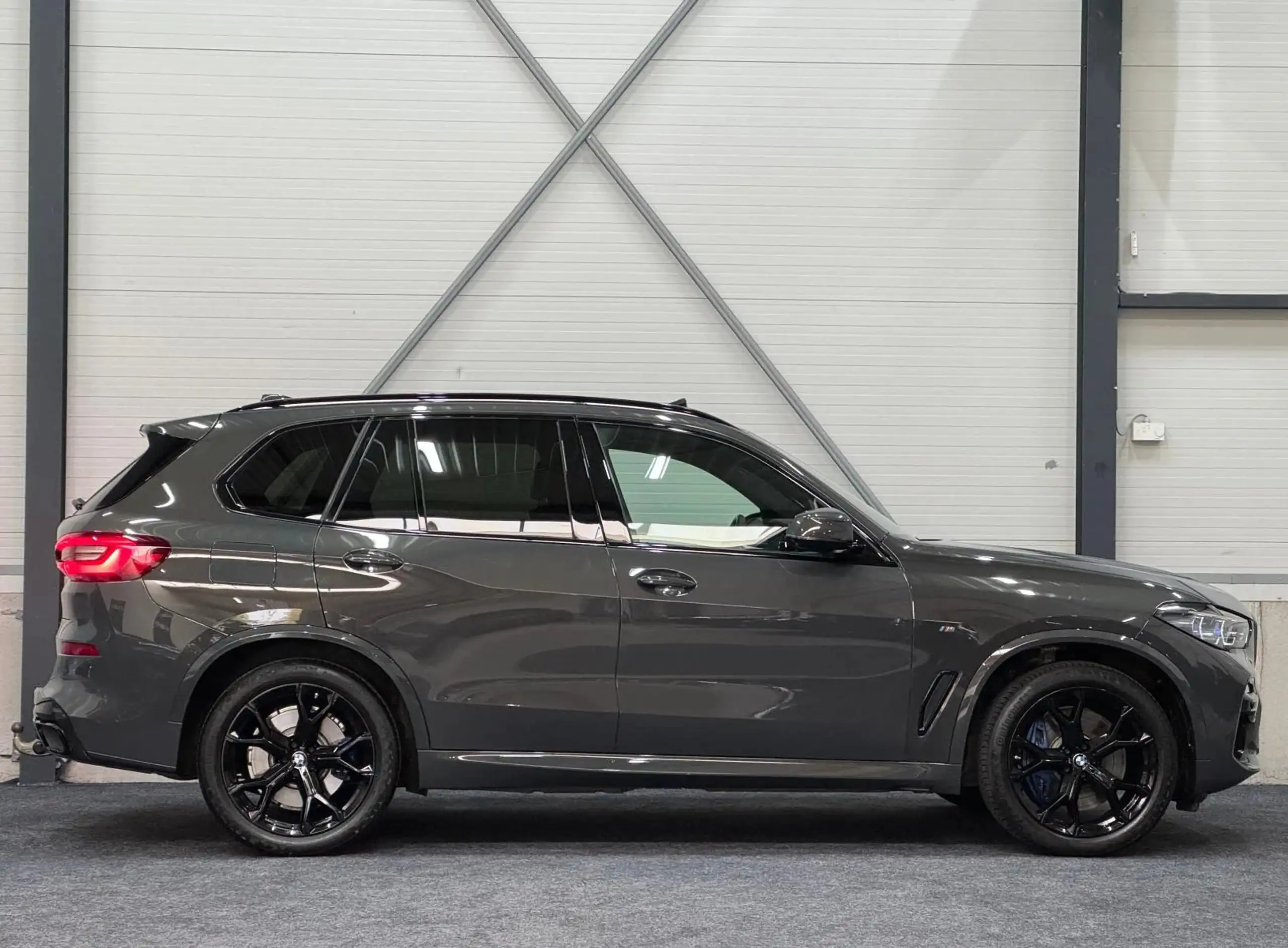 BMW - X5