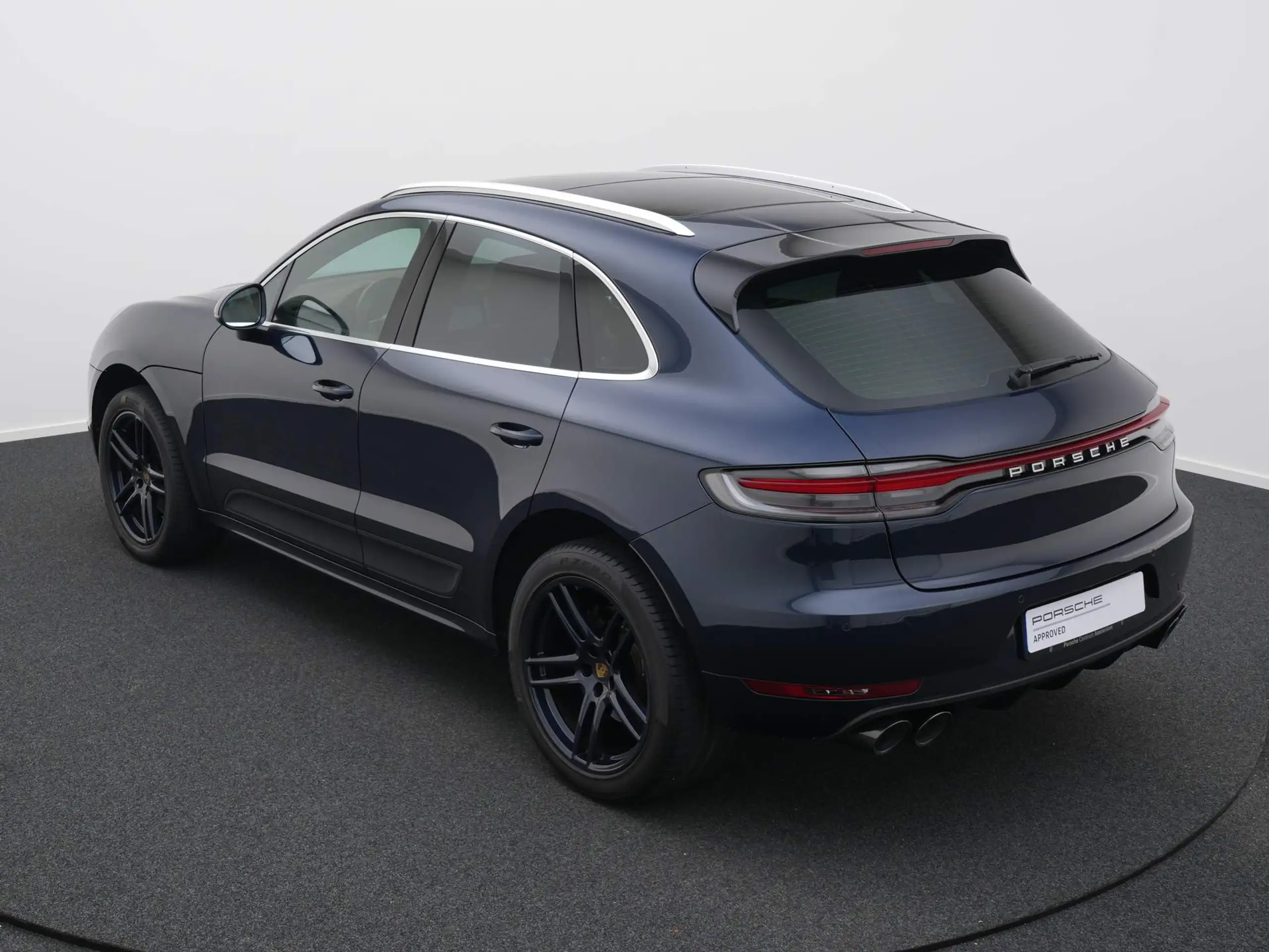 Porsche - Macan