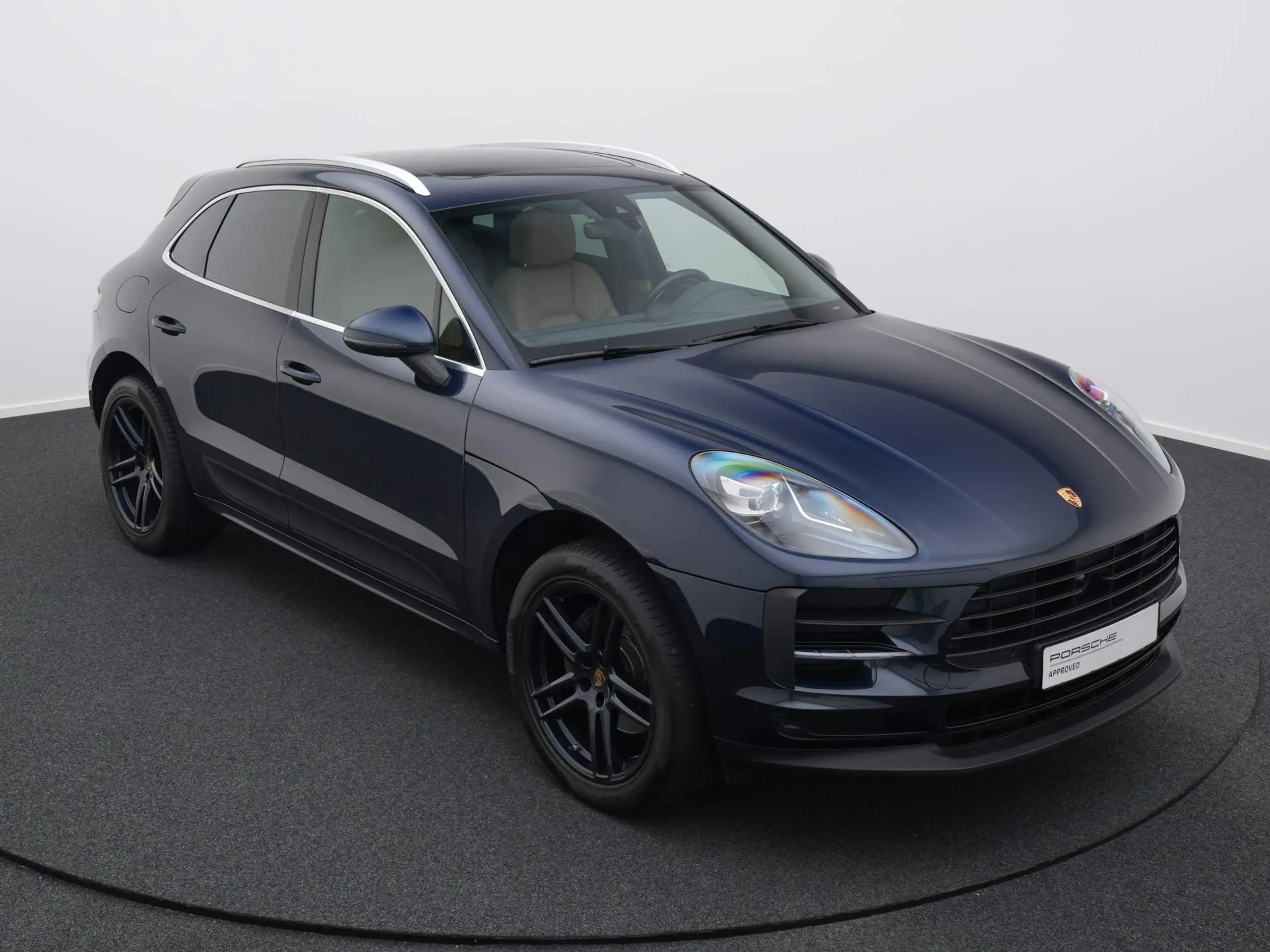 Porsche - Macan