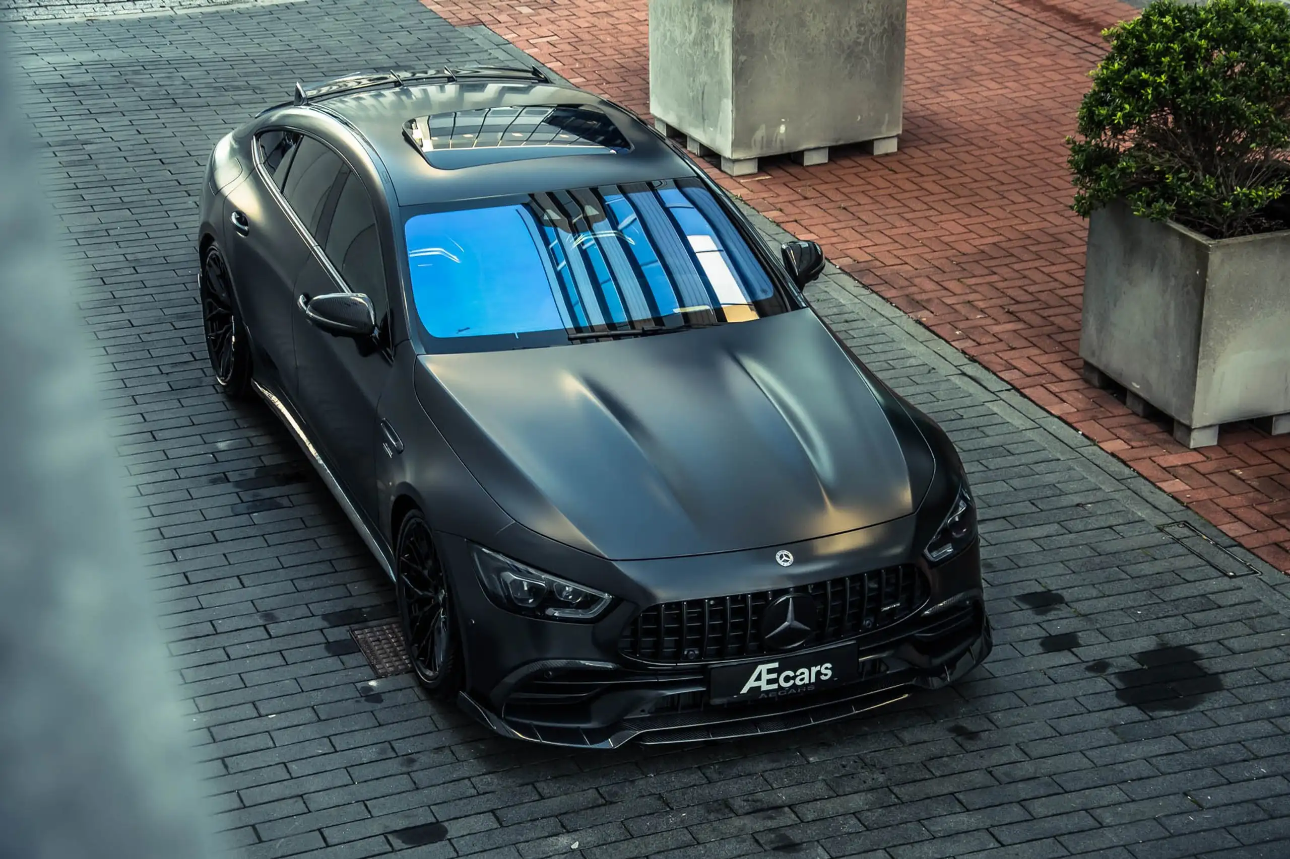 Mercedes-Benz - AMG GT