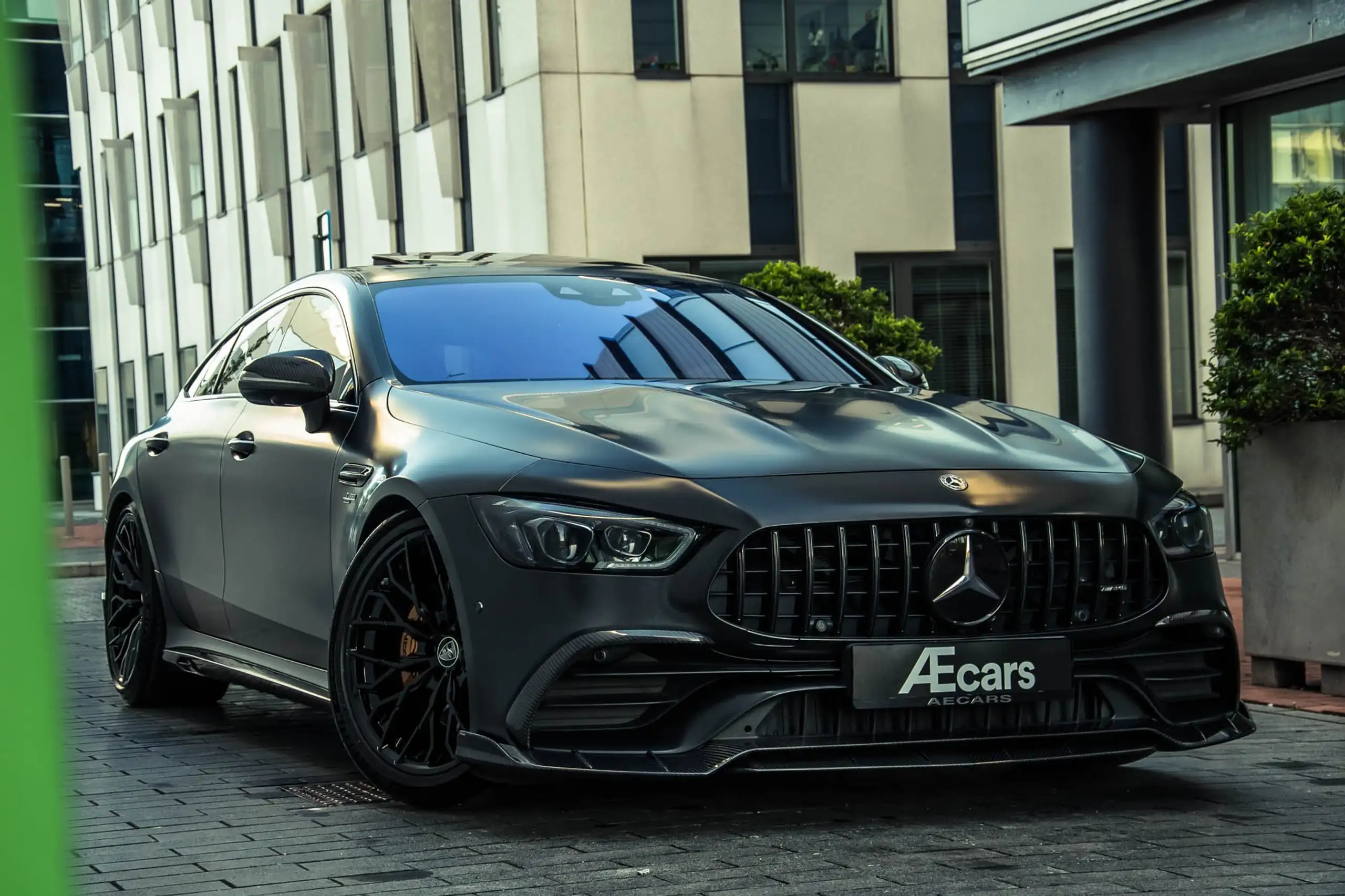 Mercedes-Benz - AMG GT