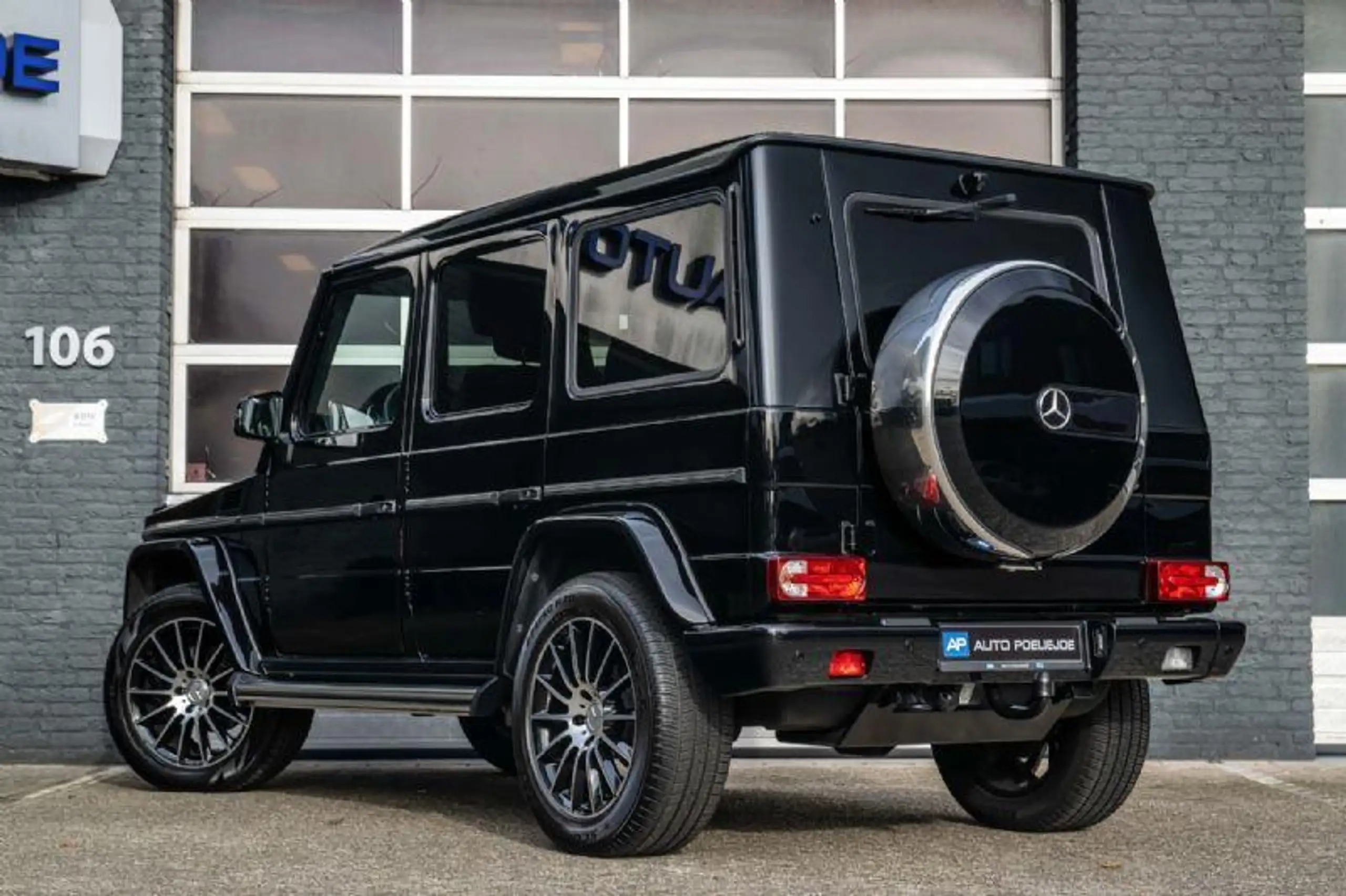 Mercedes-Benz - G 350