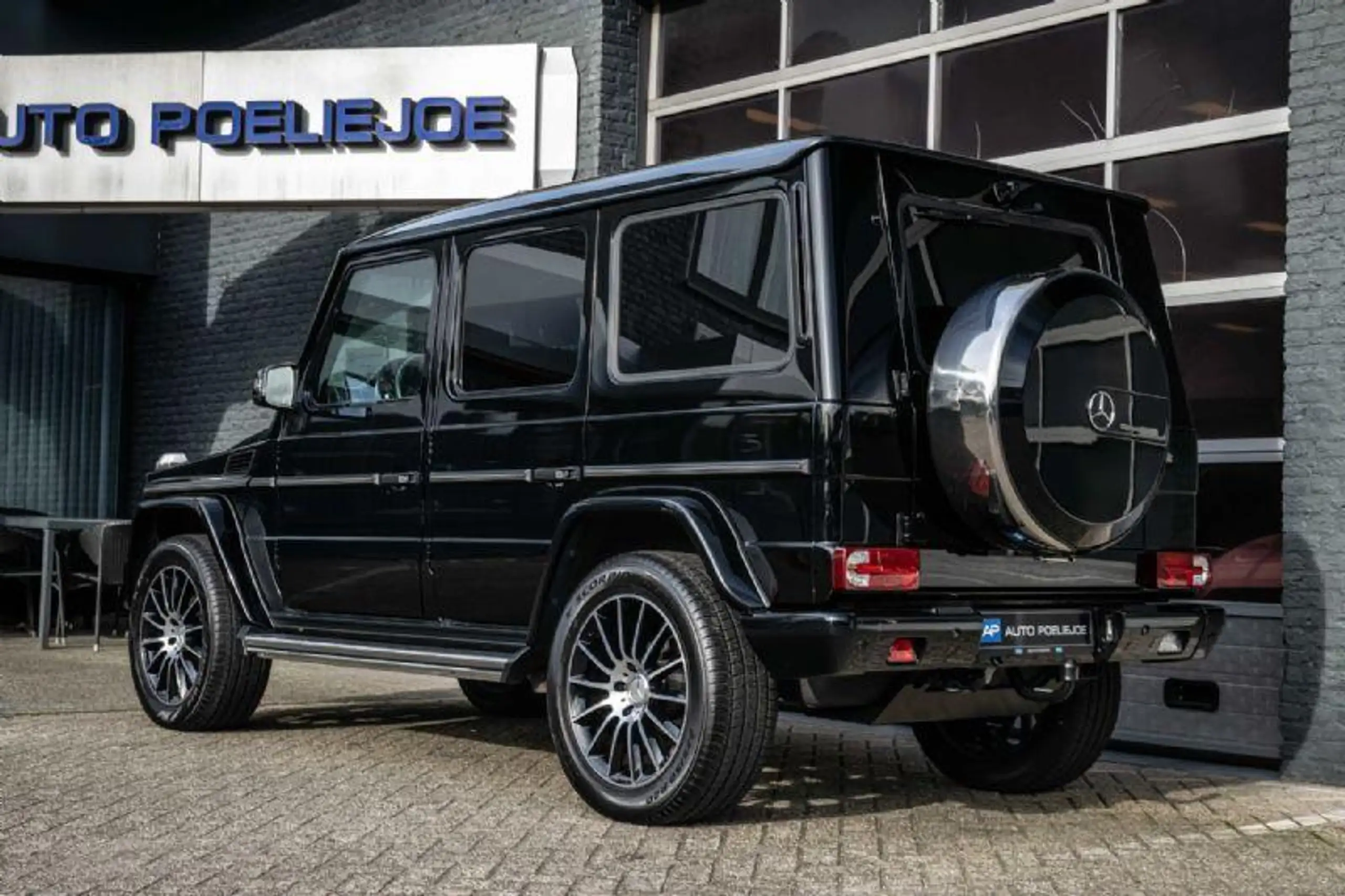 Mercedes-Benz - G 350