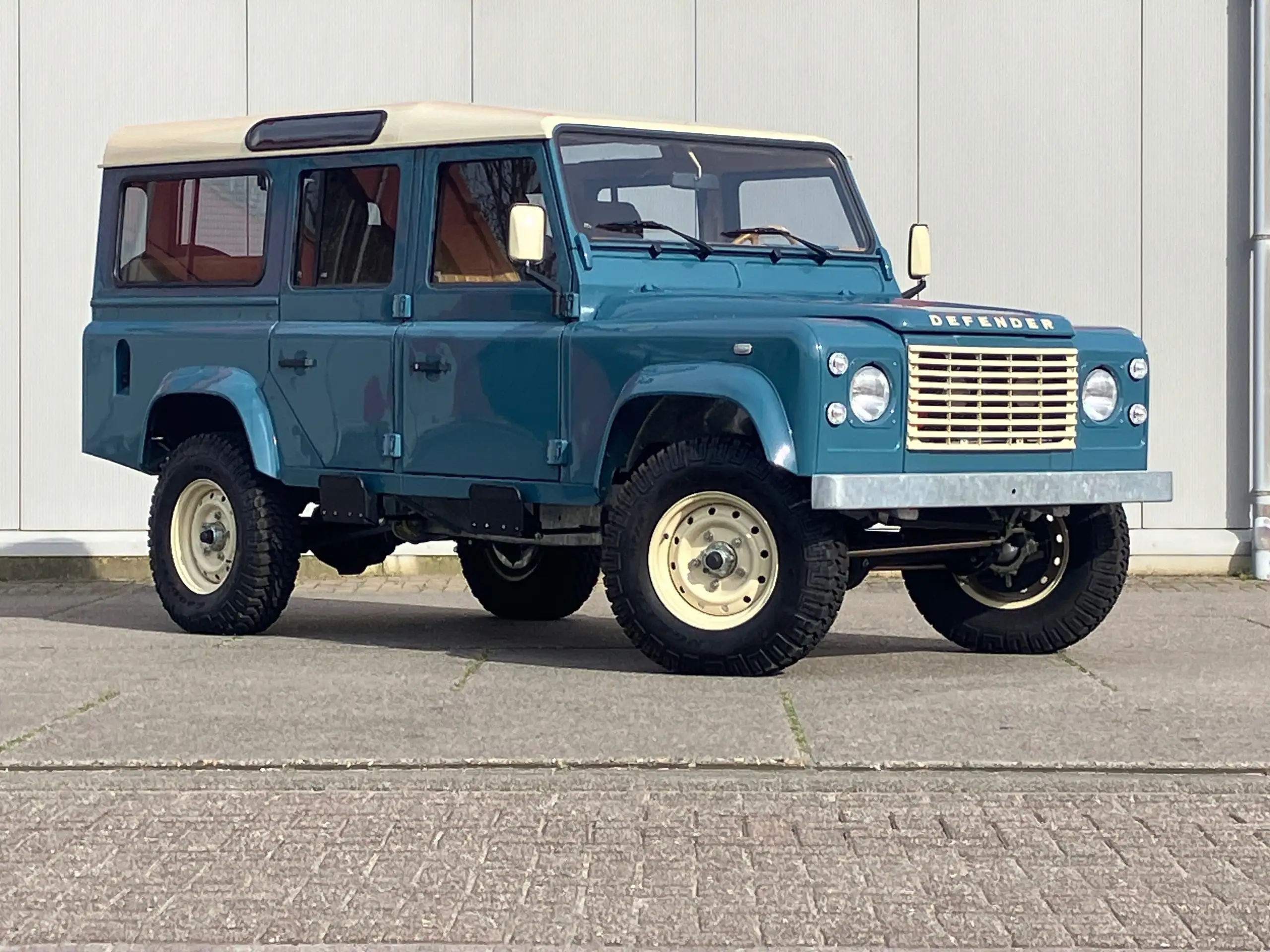 Land Rover Defender 1992